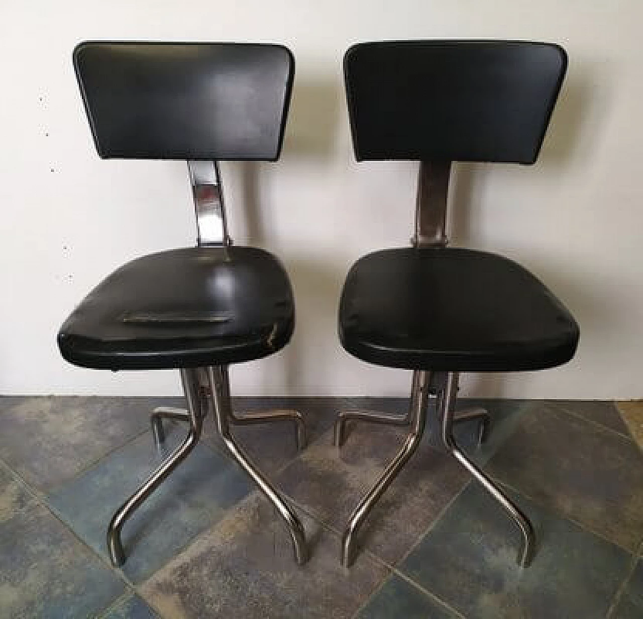 Pair of chairs attributed to Marcel Breuer for Thonet, 1930s 1