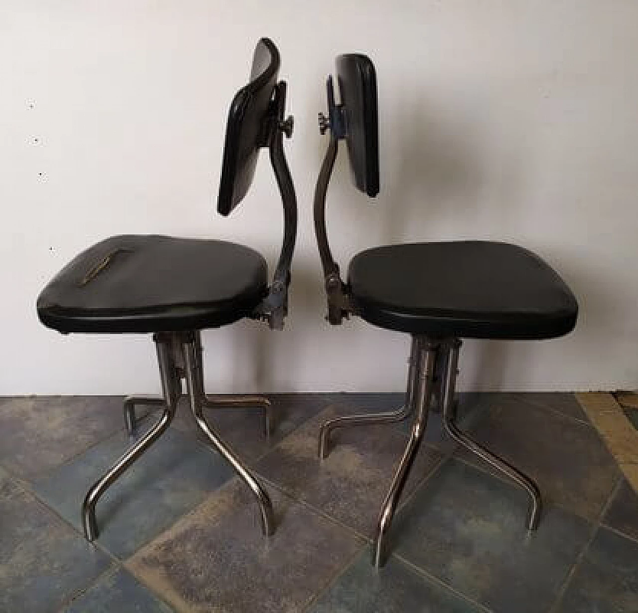 Pair of chairs attributed to Marcel Breuer for Thonet, 1930s 7