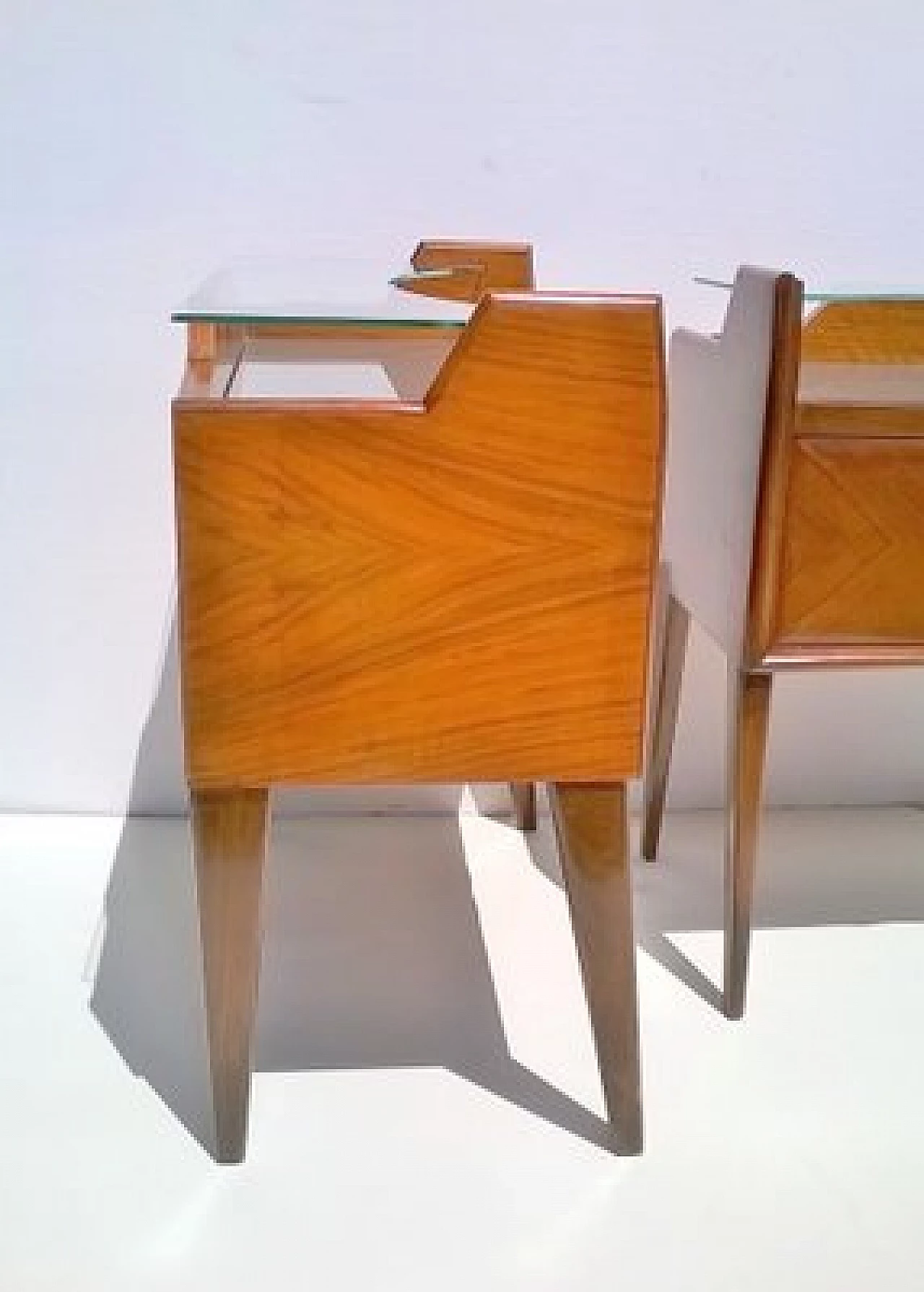 Pair of teak bedside tables with double glass top by Paolo Buffa, 1940s 7