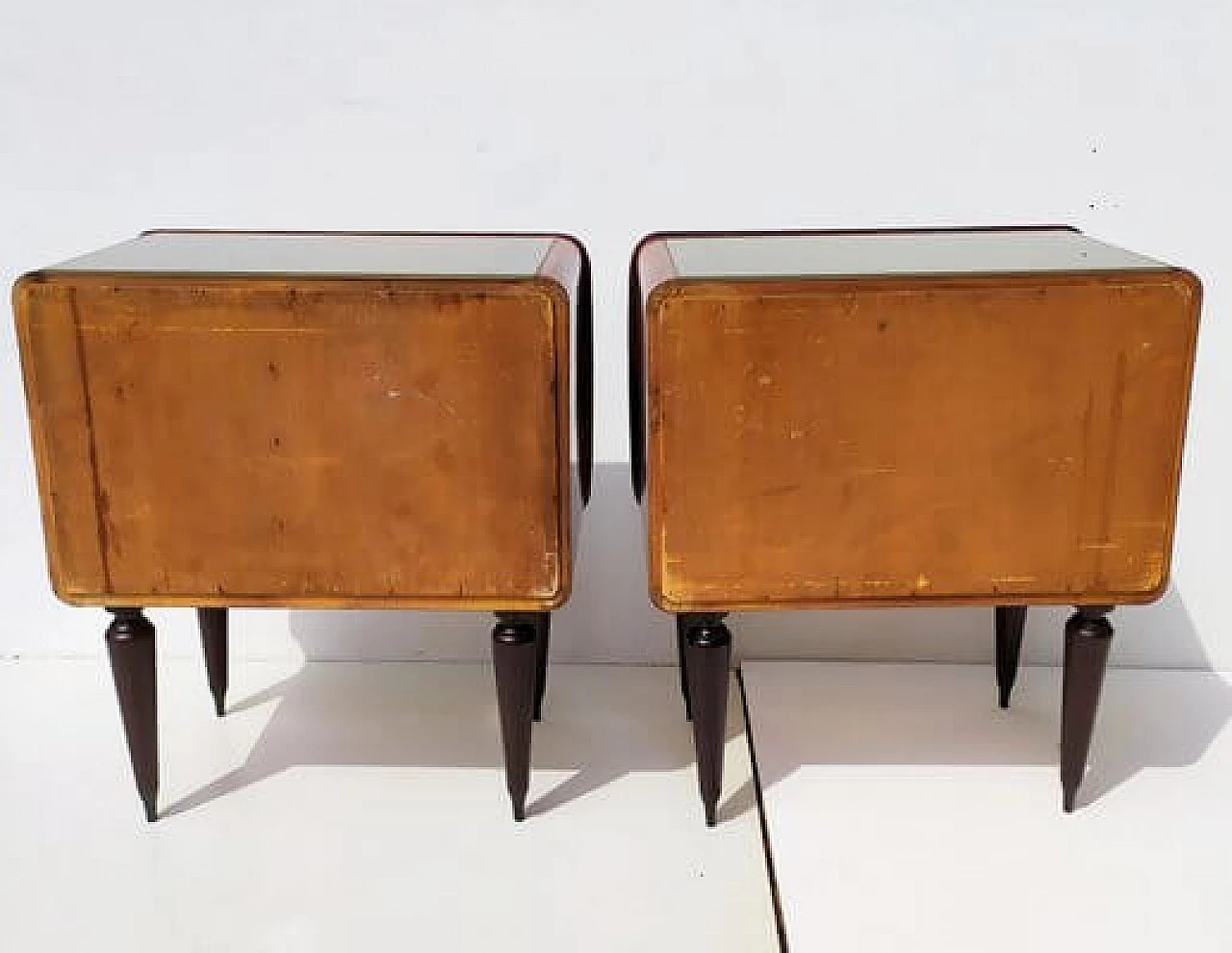 Pair of two-tone teak bedside tables by Paolo Buffa, 1940s 8
