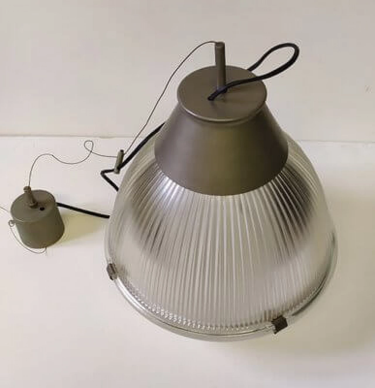 Lampada a sospensione di Tito Agnoli per Oluce, 1958 2