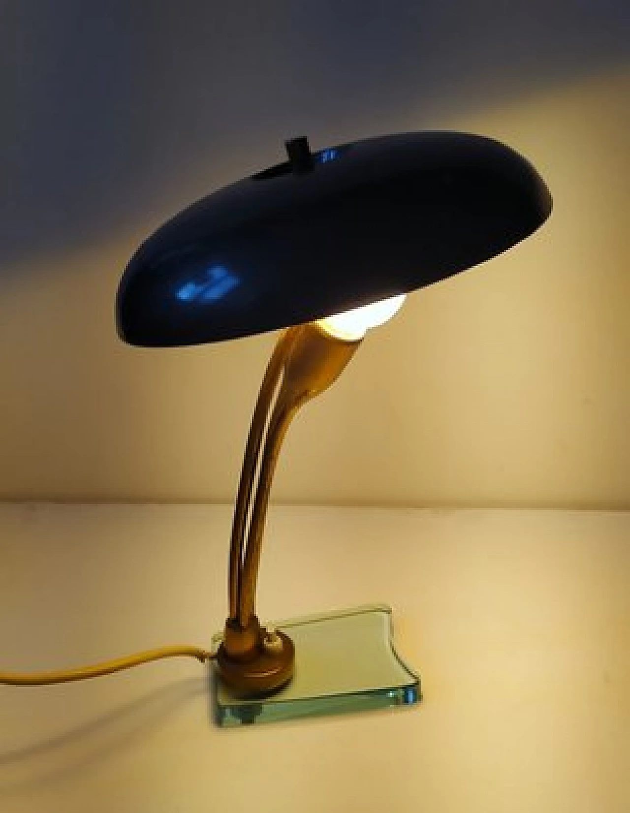 Table lamp attributed to Pietro Chiesa for Fontana Arte, 1940s 6