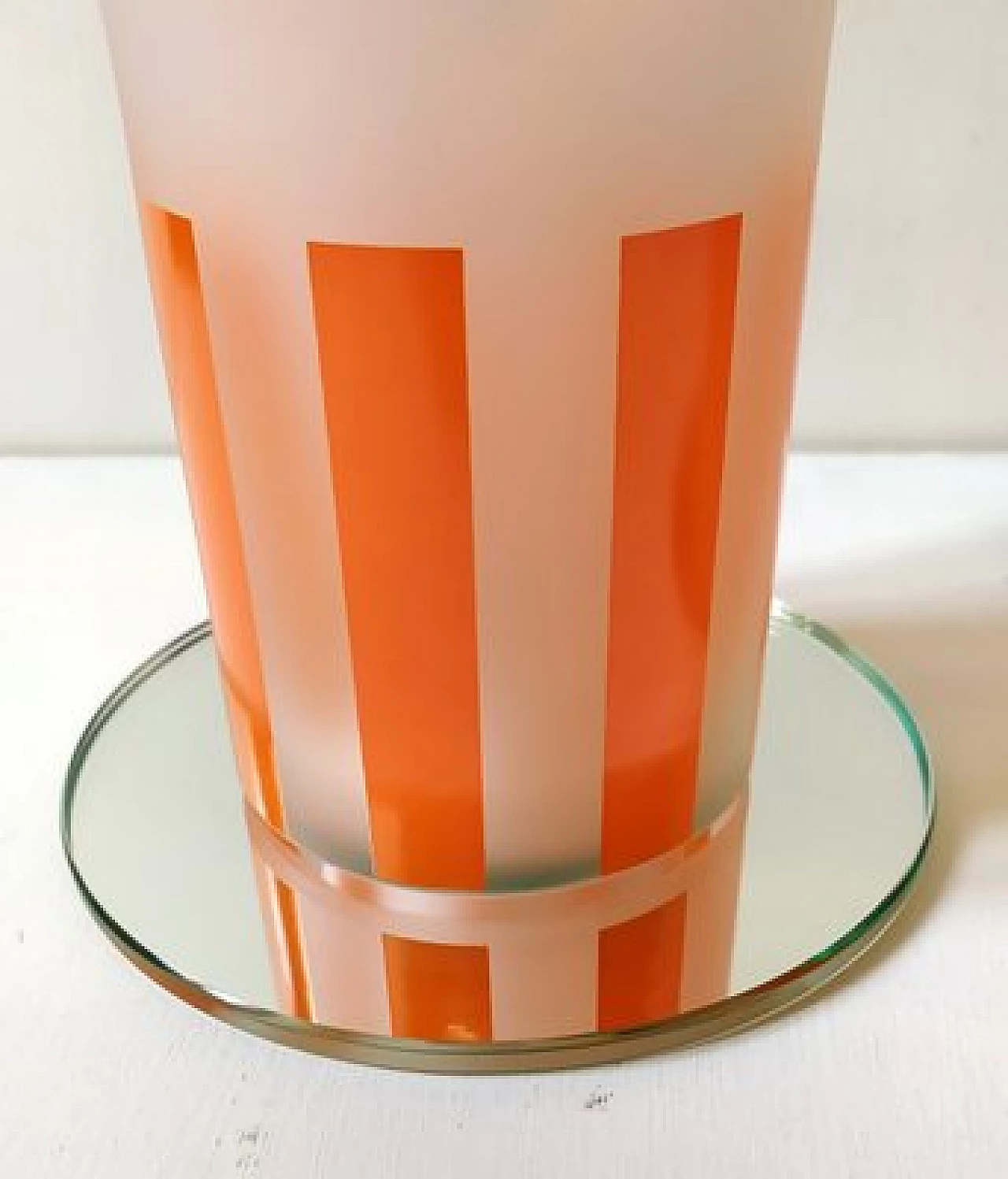 Coppia di vasi in vetro di James Irvine per Egizia, anni '90 6