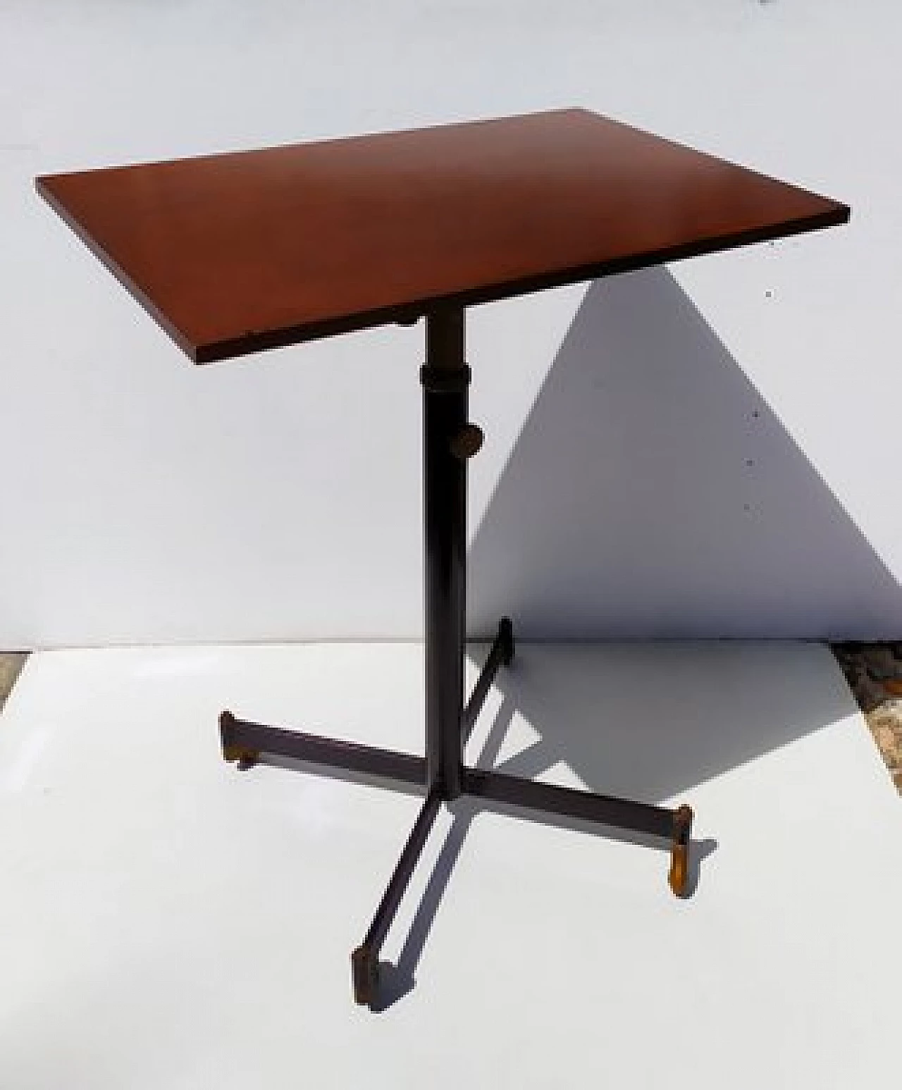 TV table with wooden top and wheels by Ignazio Gardella, 1950s 2