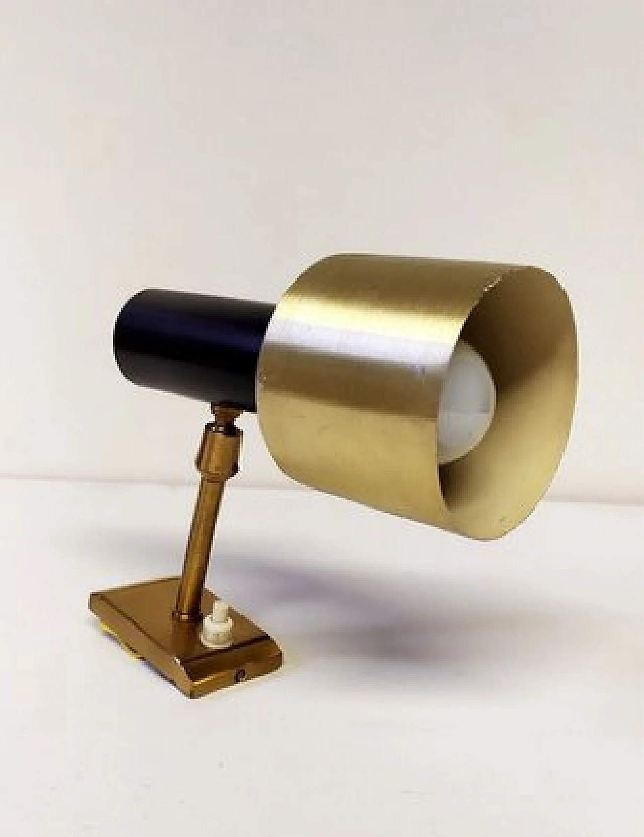 Aluminum and brass sconce by Stilnovo, 1950s 3