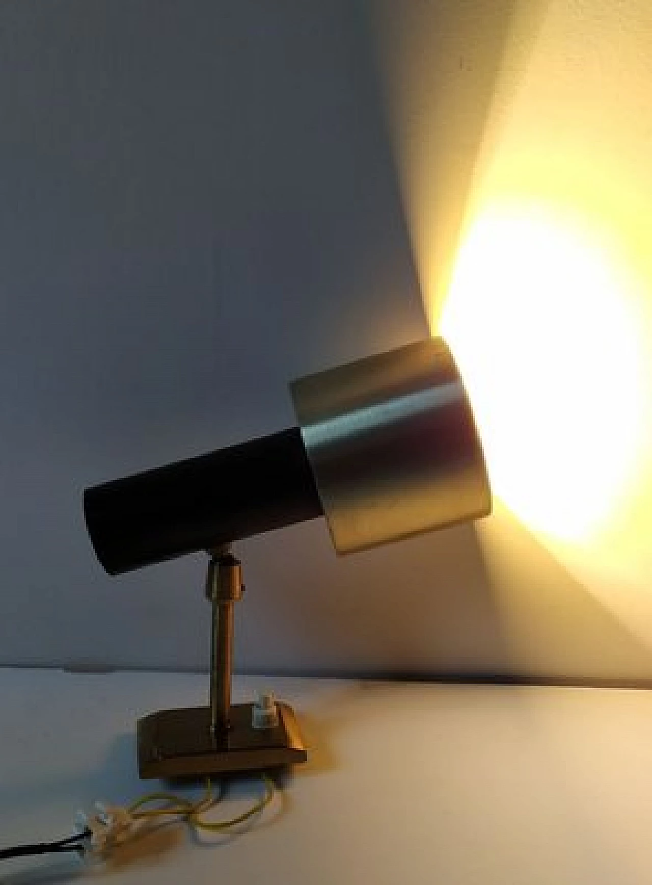 Aluminum and brass sconce by Stilnovo, 1950s 4