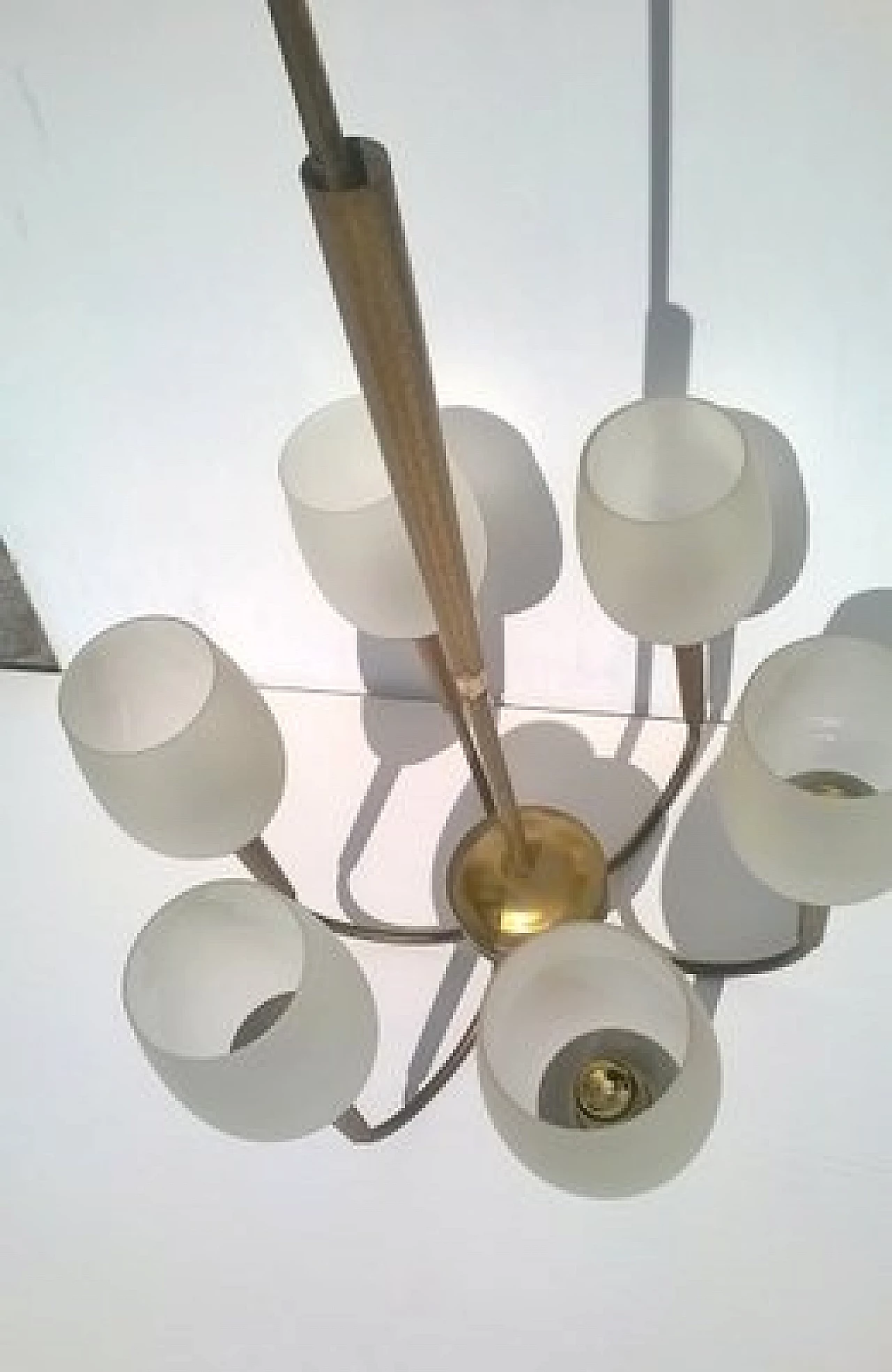 Lampadario in ottone e vetro attribuito a Guglielmo Ulrich, anni '40 2