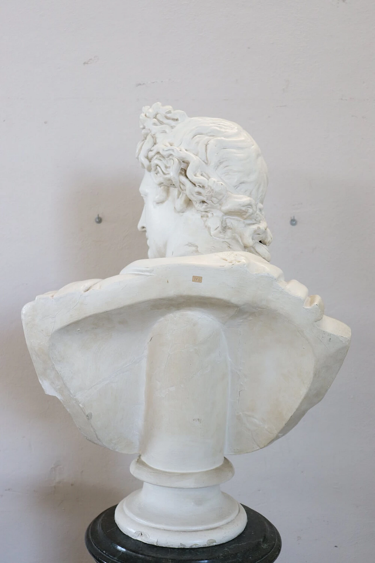 Busto in gesso di Apollo in stile Neoclassico, anni '40 6