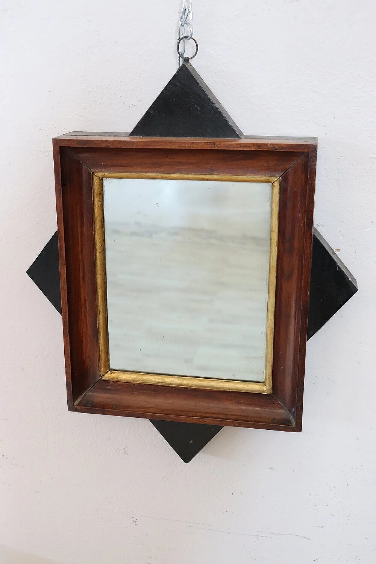 Walnut mirror with star-shaped frame, early 19th century 2