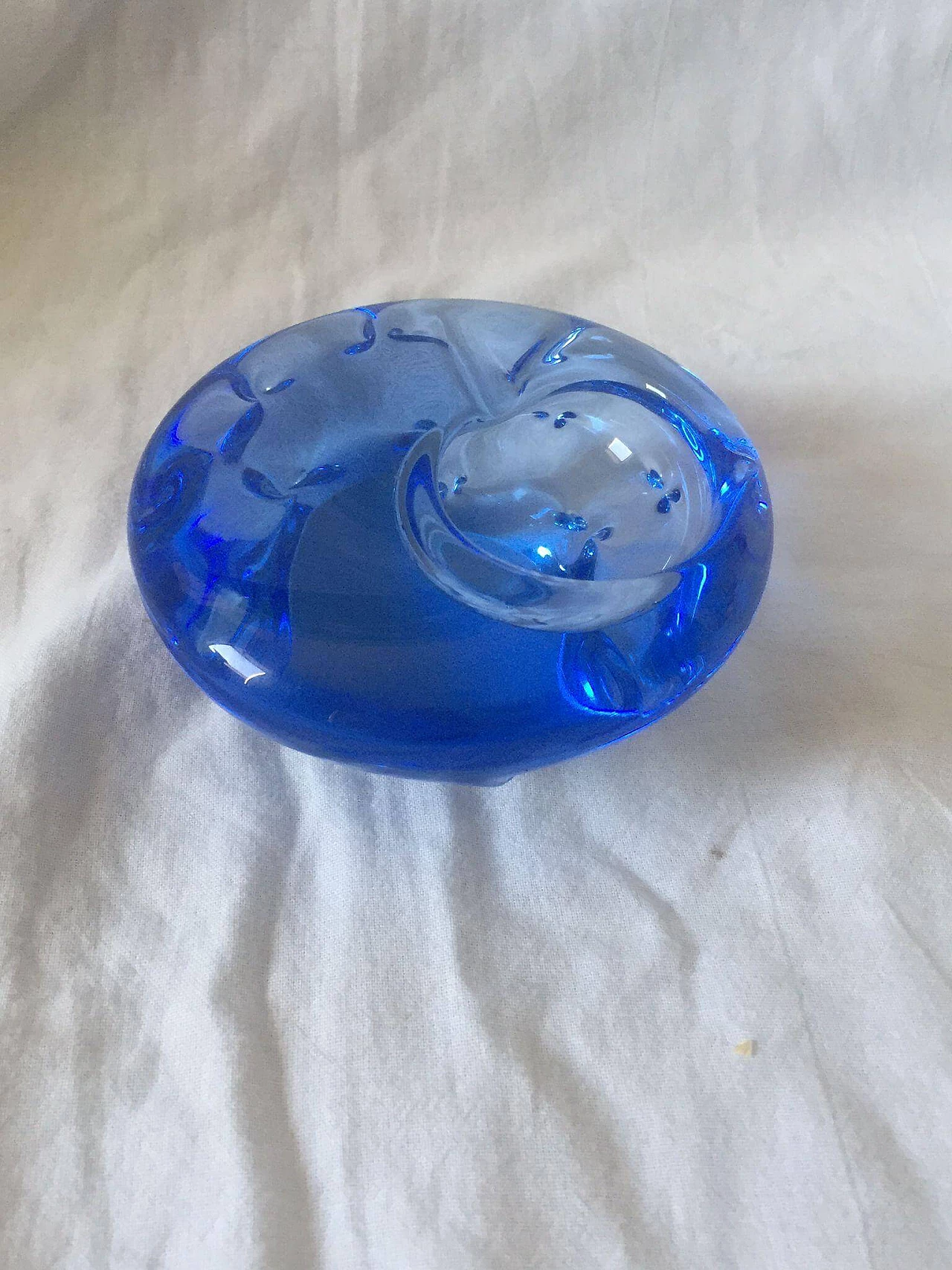 Barovier style blue Murano glass ashtray, 1970s 5