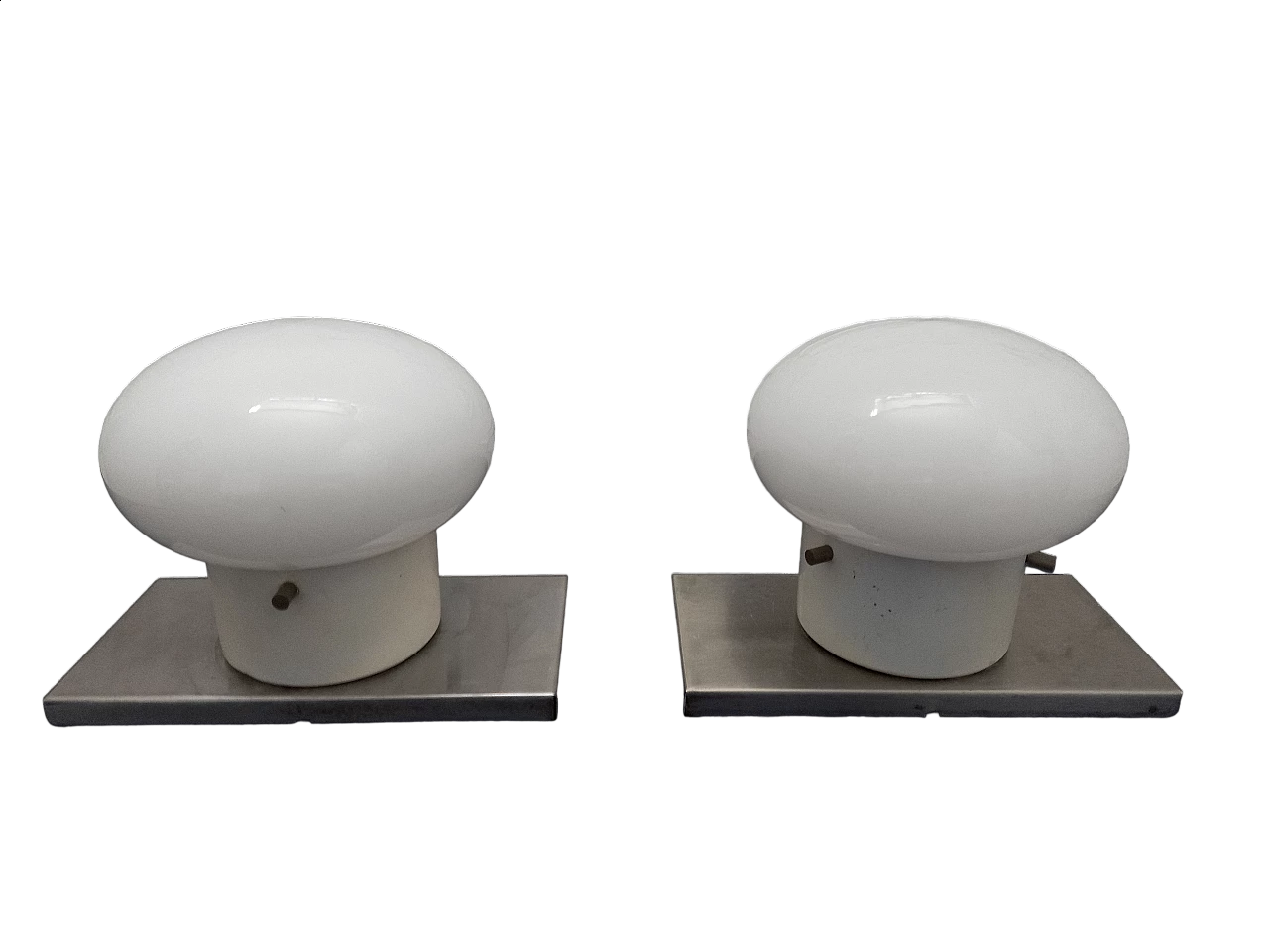 Coppia di lampade da parete in vetro opalino per Modulo Valenti, anni '70 8