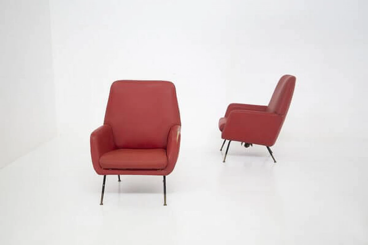 Coppia di poltrone in pelle rossa con piedi in ottone, anni '70 7