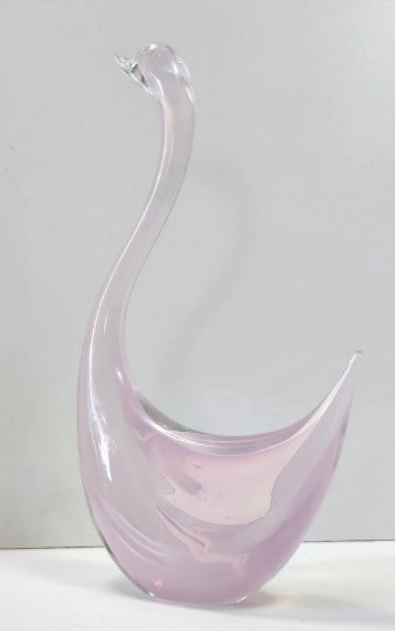 Cigno in vetro di Murano sommerso rosa di Elio Raffaeli, anni '80 4