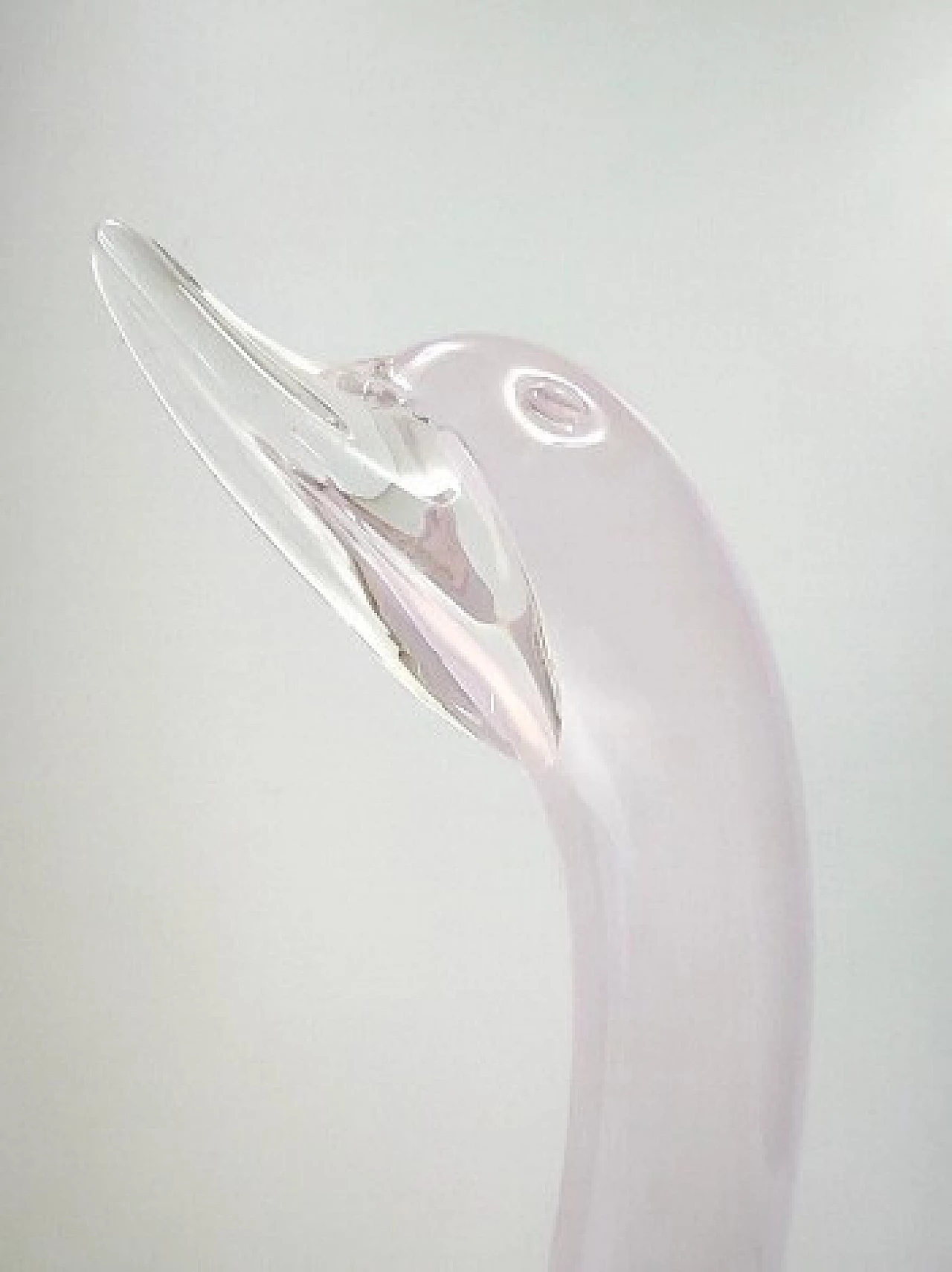 Cigno in vetro di Murano sommerso rosa di Elio Raffaeli, anni '80 9