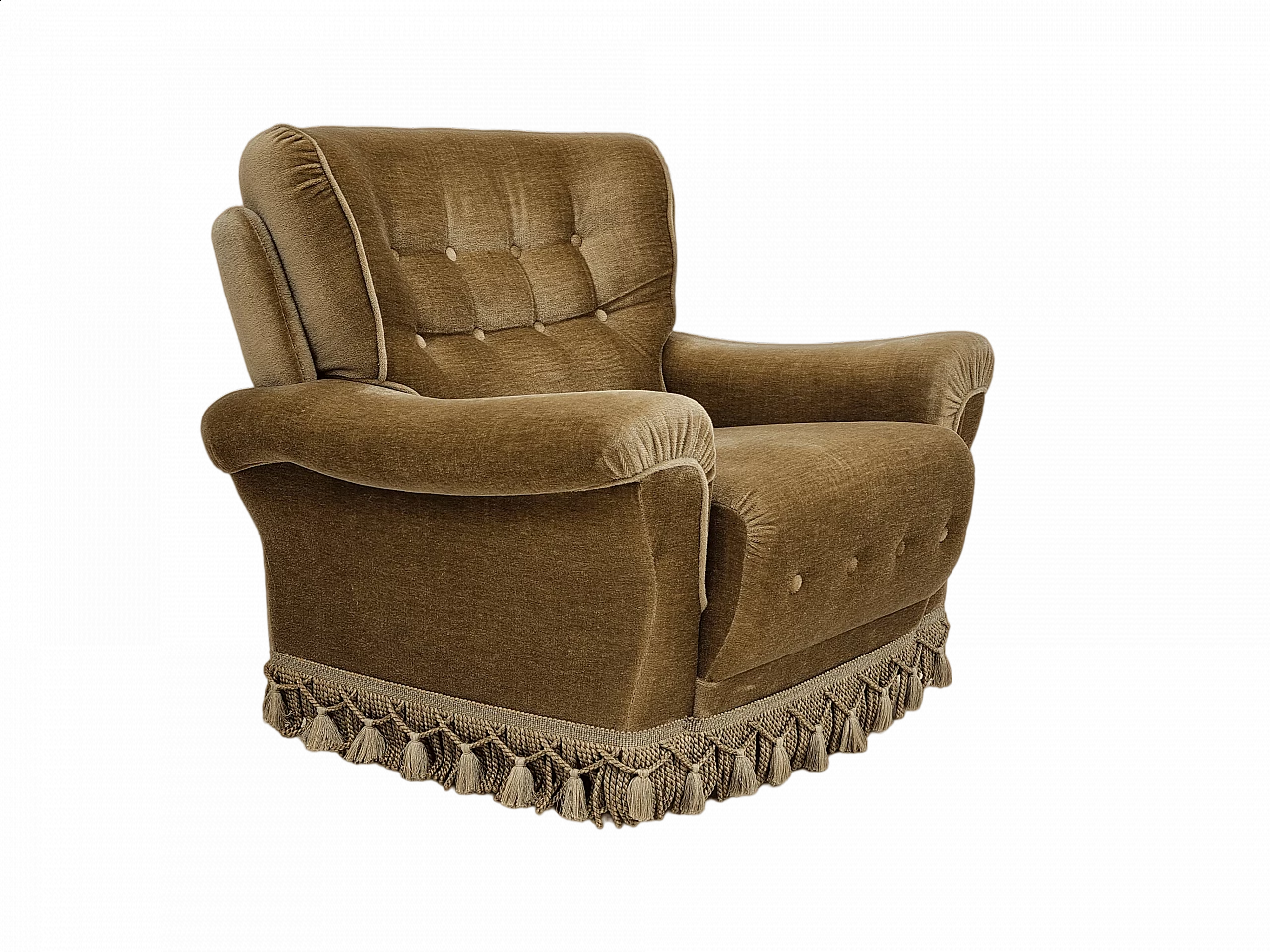 Green velvet armchair with fringes and tassels, 1970s 18