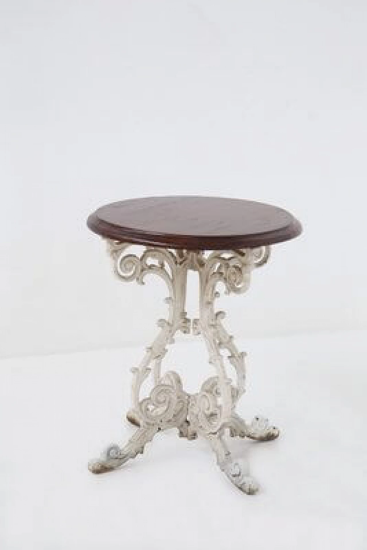 Victorian-style coffee table with wood and cast iron top, 19th century 8