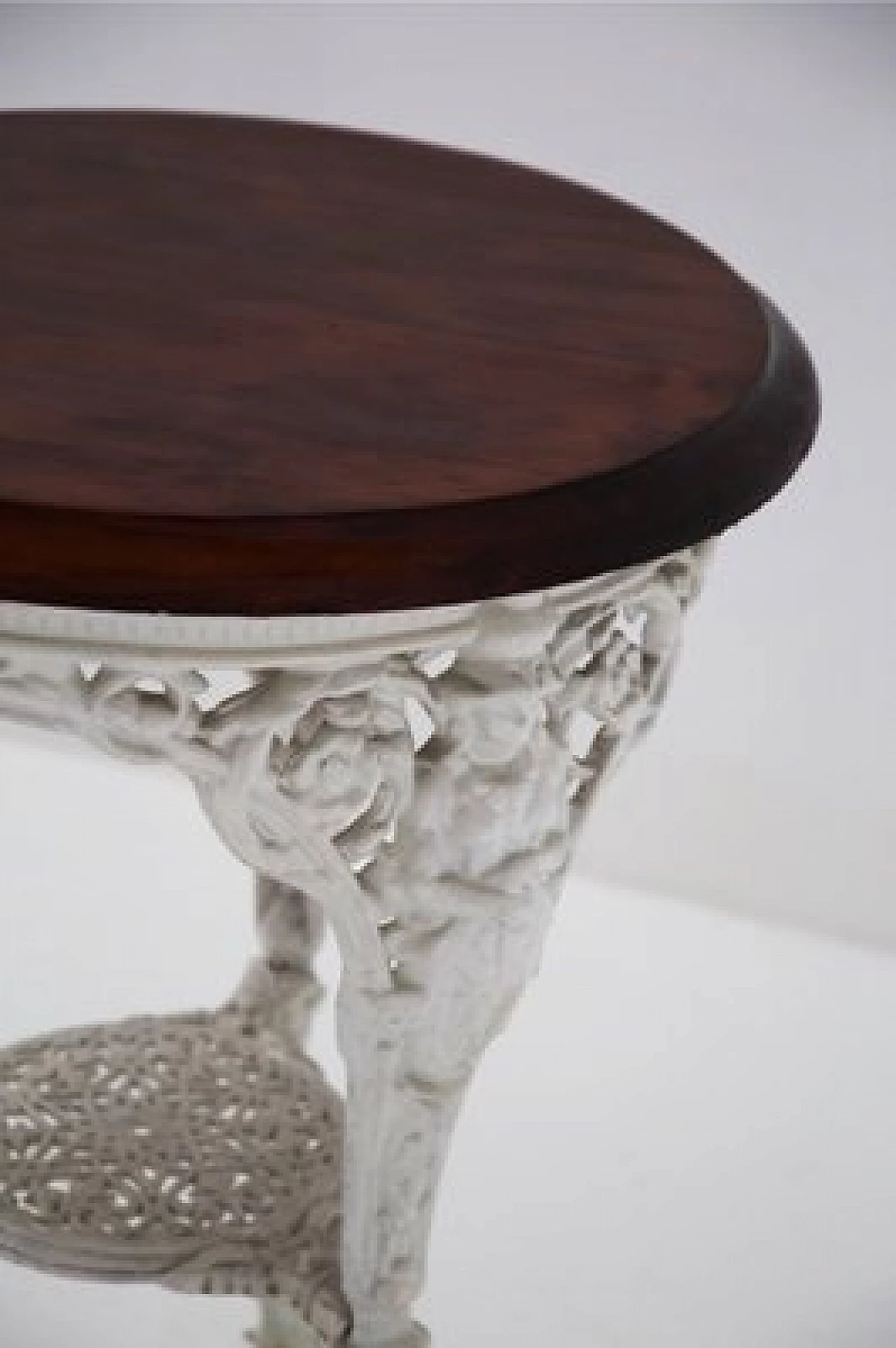 Tavolino in stile vittoriano in ghisa e piano in legno, '800 2