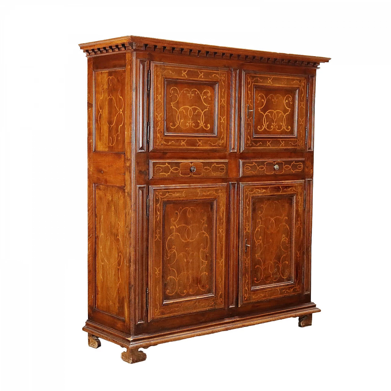 Credenza piemontese in noce intagliato, '800 1
