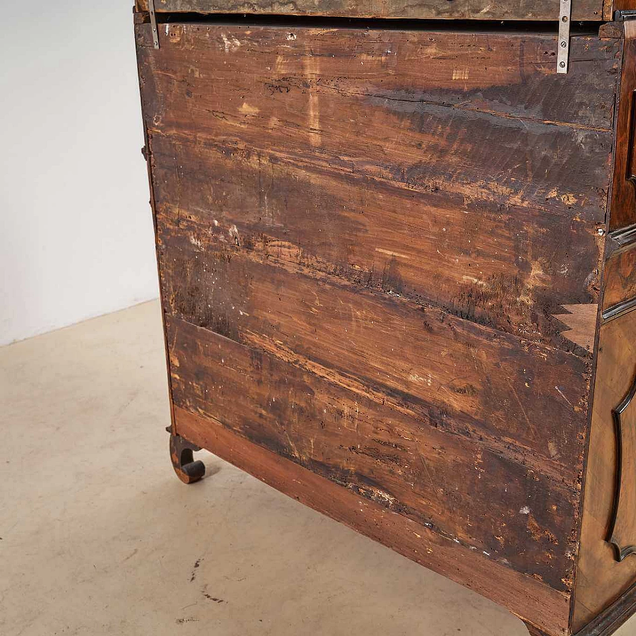 Trumeau in legno con anta a ribalta e vetrina, '700 3