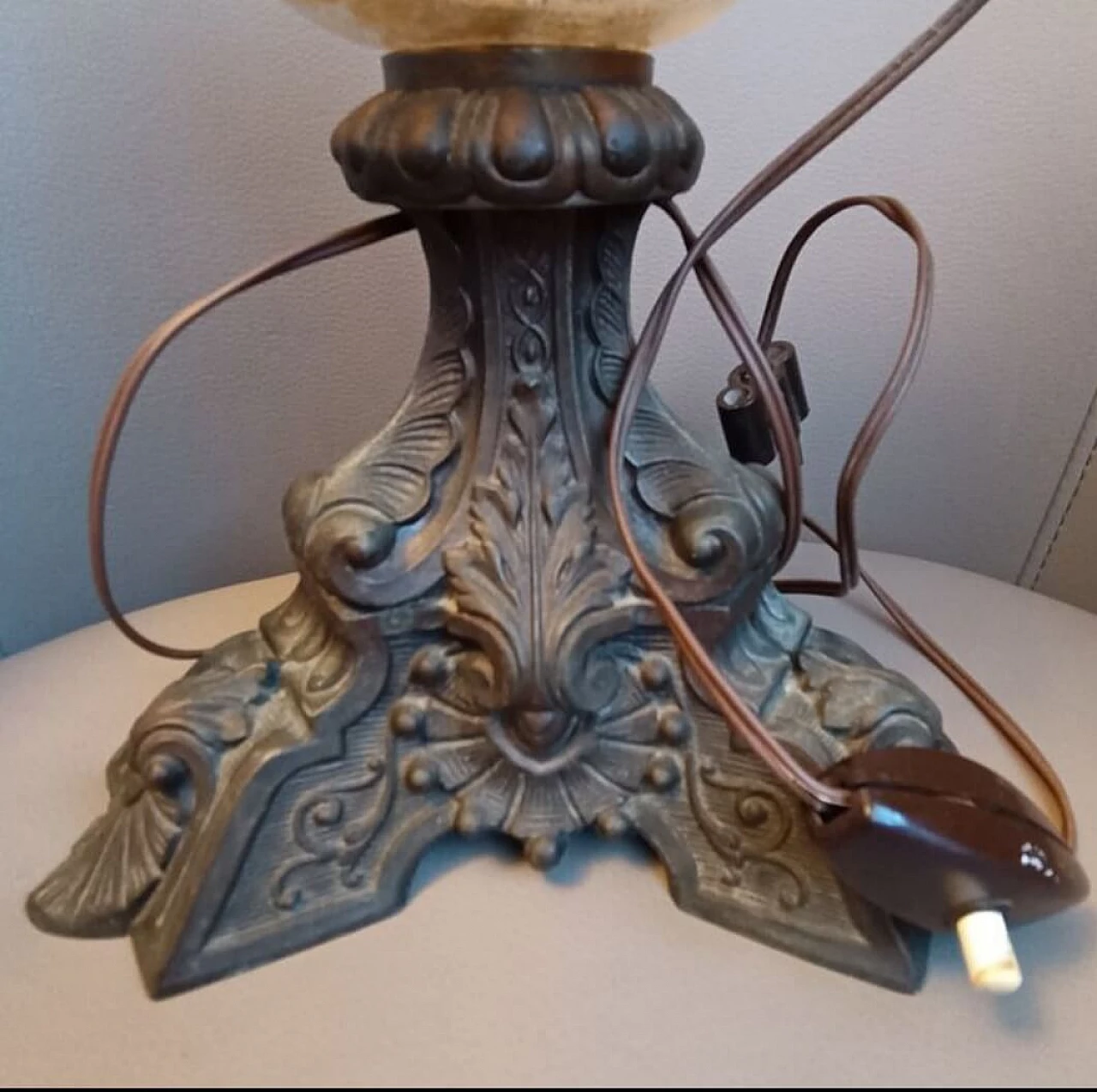 Lampada a olio elettrificata con base in bronzo, anni '30 8