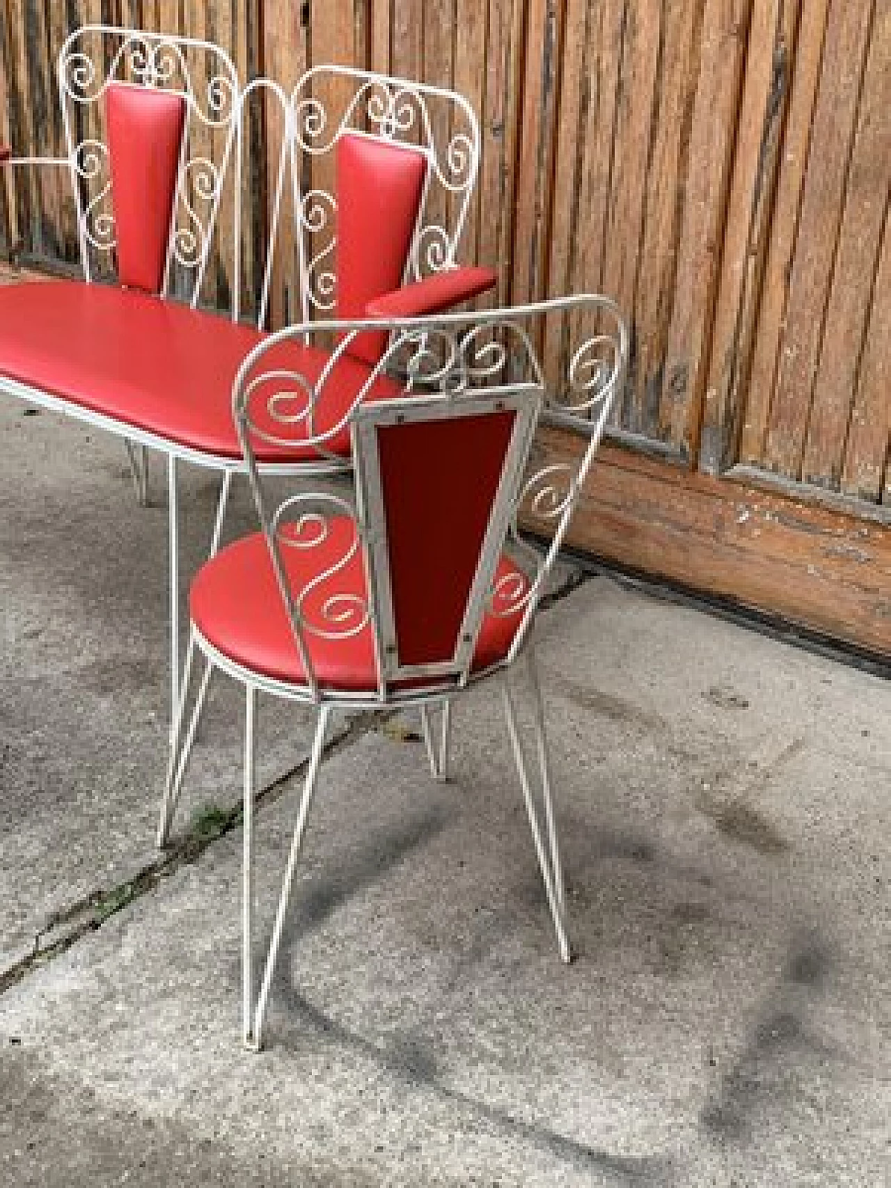 Coppia di sedie, panchina e tavolino da esterno, anni '60 5