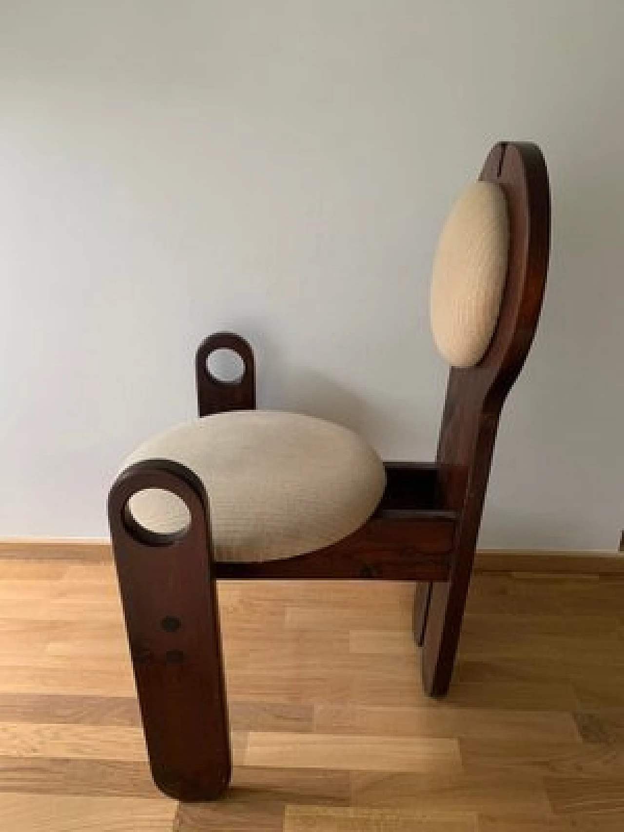 Poltroncina in legno e tessuto beige di Maria Szedleczky, anni '60 3