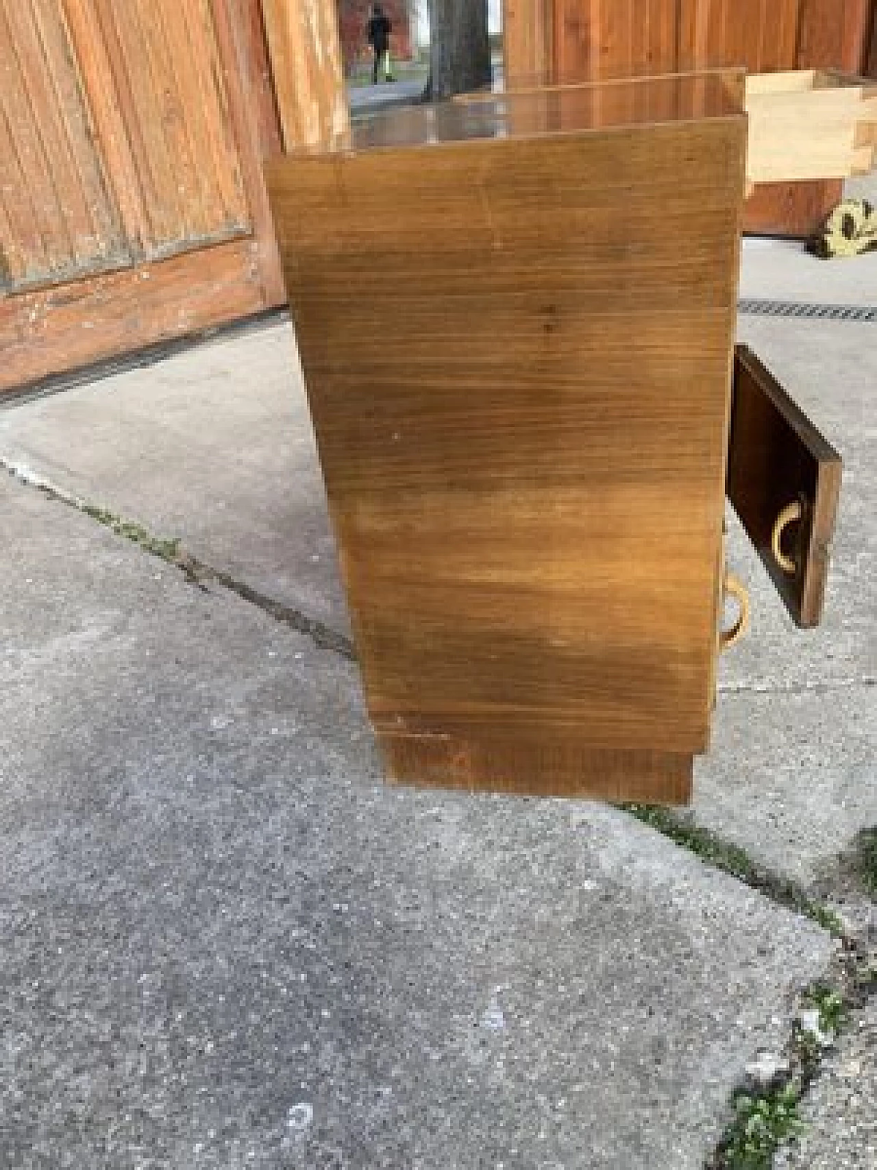 Coppia di comodini Art Déco con tre scomparti, anni '30 3