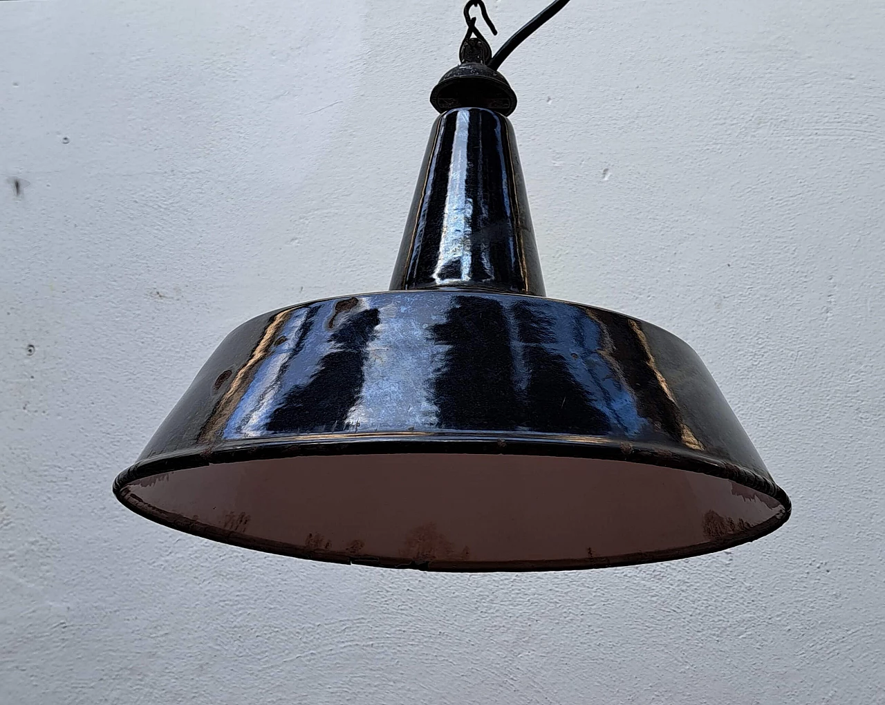 Lampada da soffitto in ferro smaltato, anni '50 1