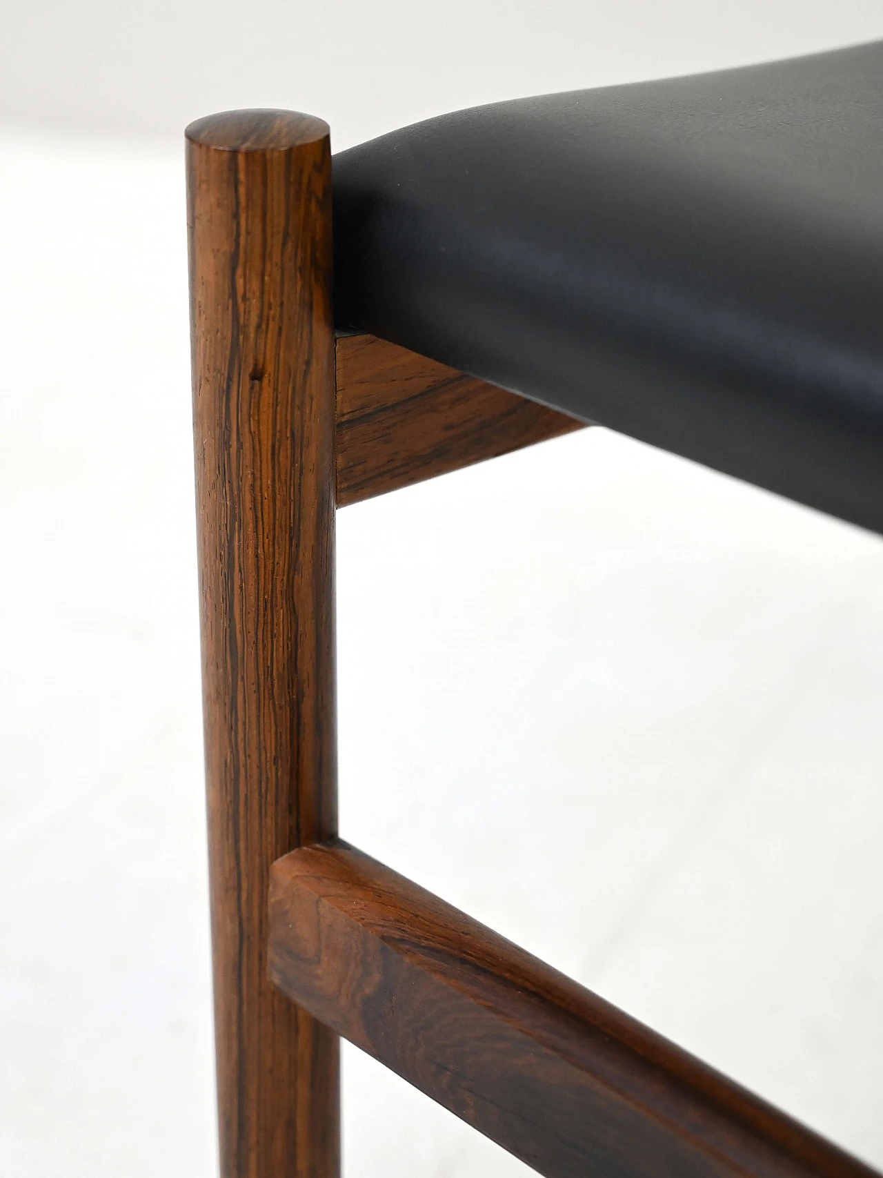 Sgabello danese in palissandro e pelle, anni ’60 6