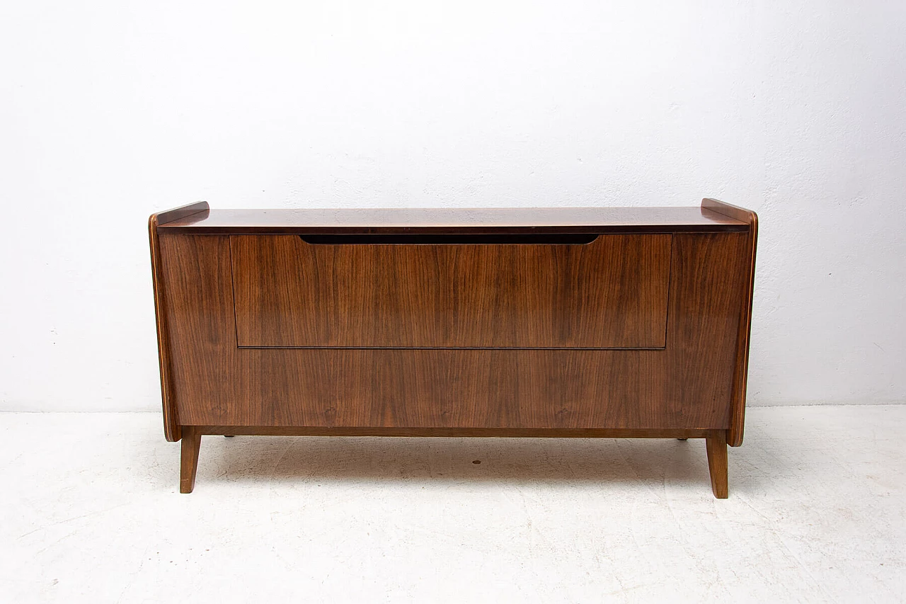 Comò in legno di noce di František Jirák, anni '60 15