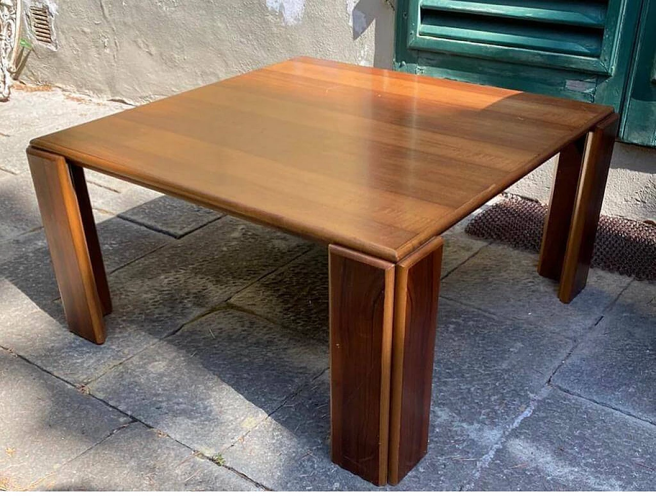 Tavolino quadrato in legno, anni '70 1