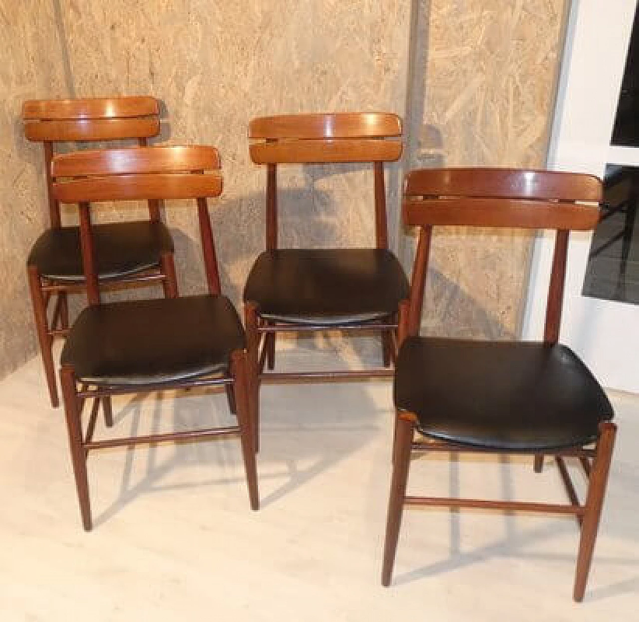 4 Rosewood chairs and round table, 1950s 6