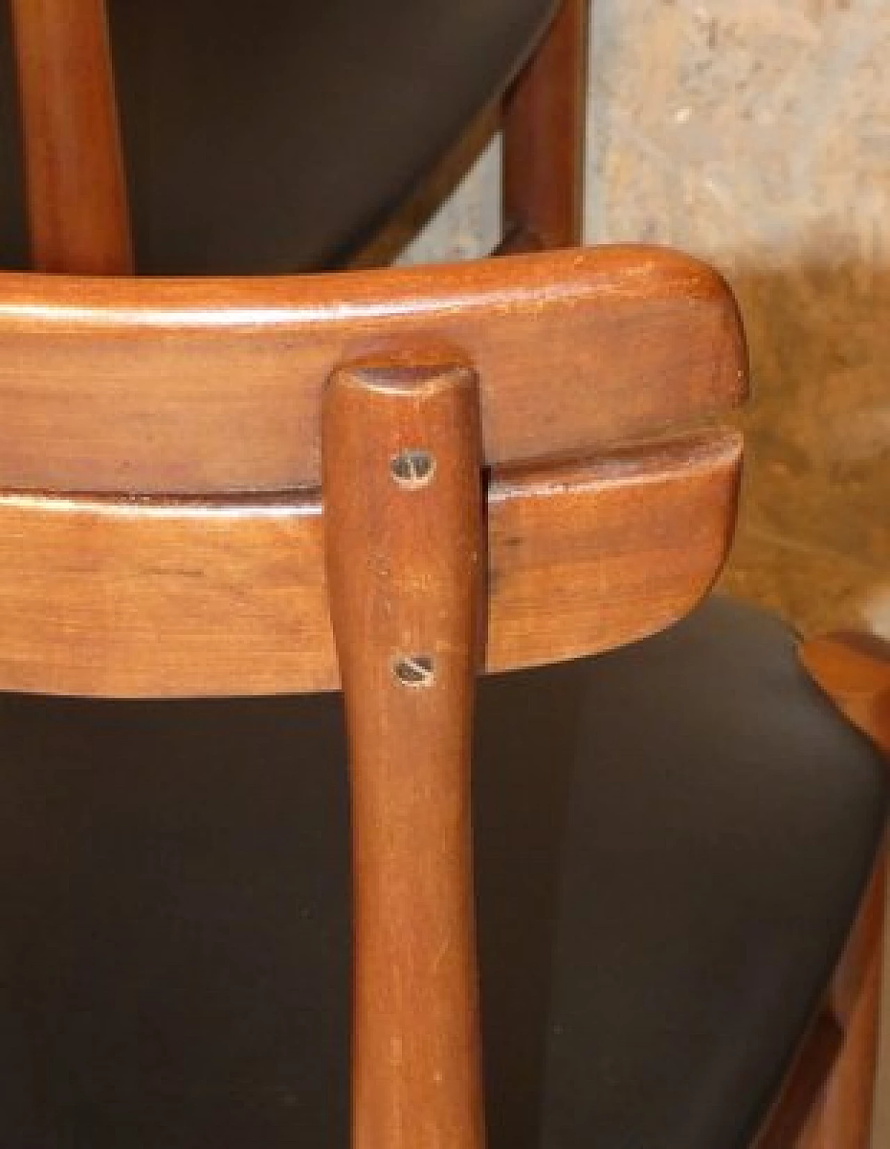 4 Rosewood chairs and round table, 1950s 7