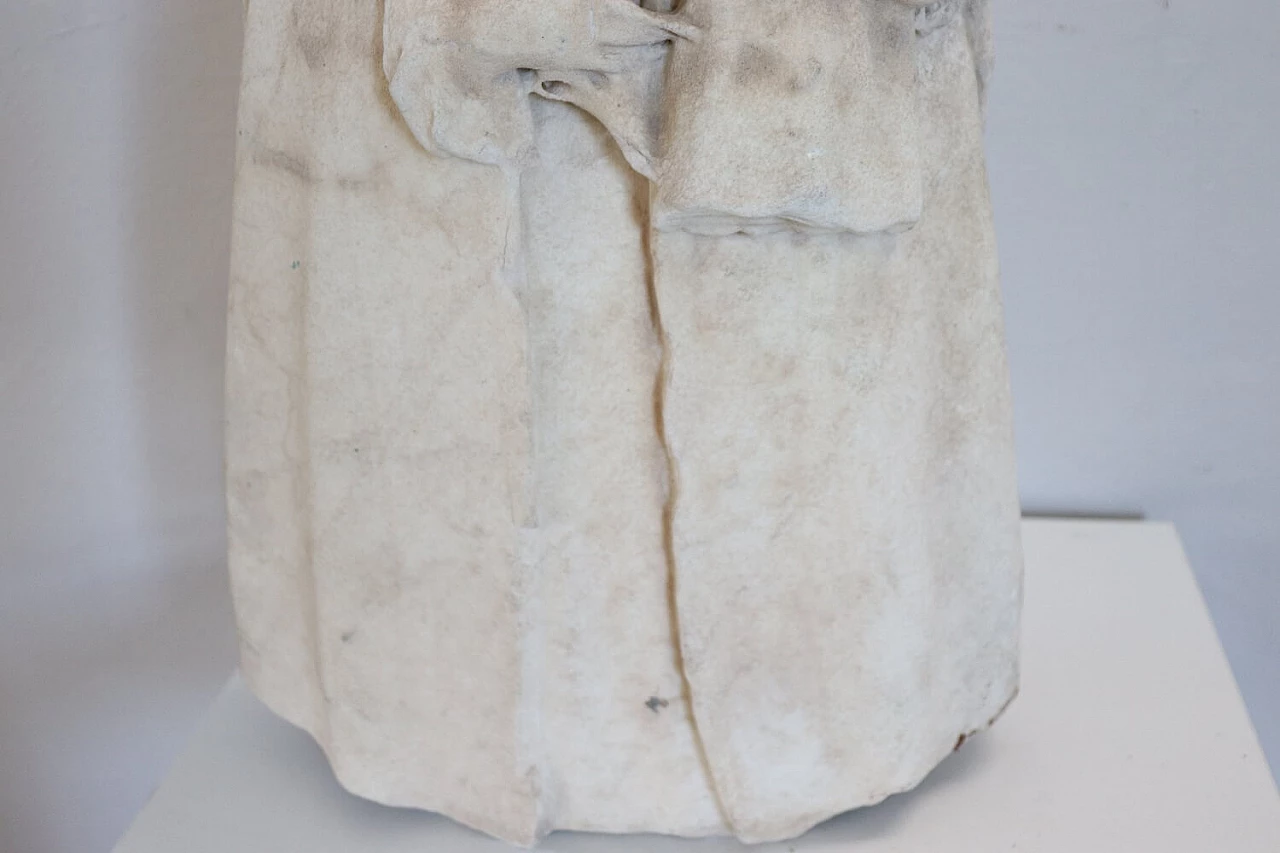 Scultura di Madonna con bambino in marmo bianco, '500 4