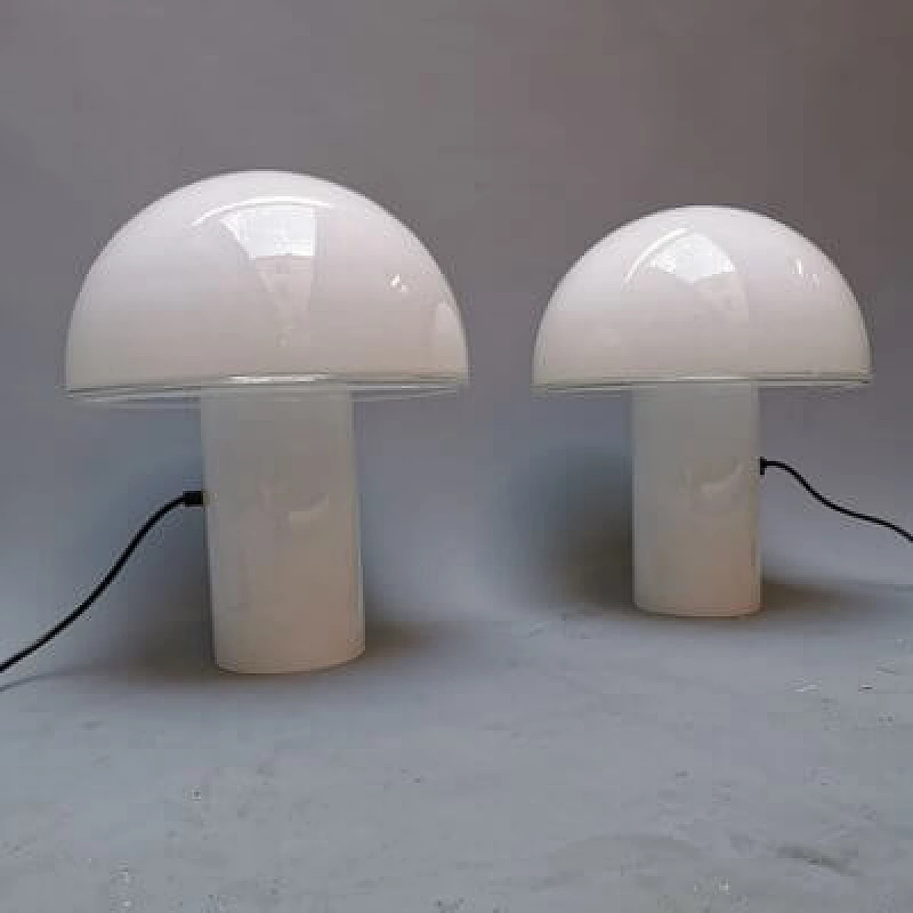 Lampada da tavolo Onfale di Luciano Vistosi per Artemide, anni '70 4