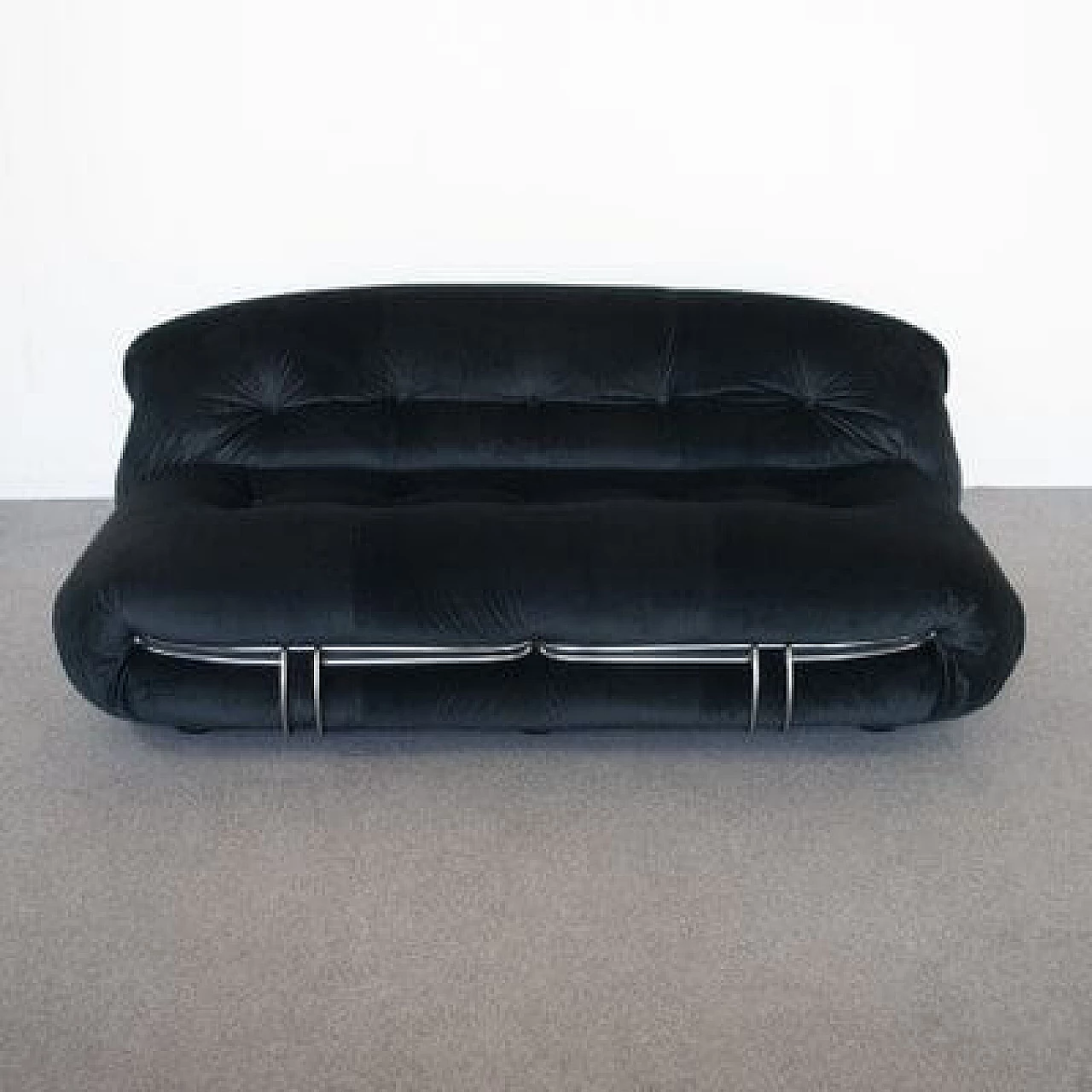 Soriana sofa in black velvet by Afra and Tobia Scarpa for Cassina, 1970s 1