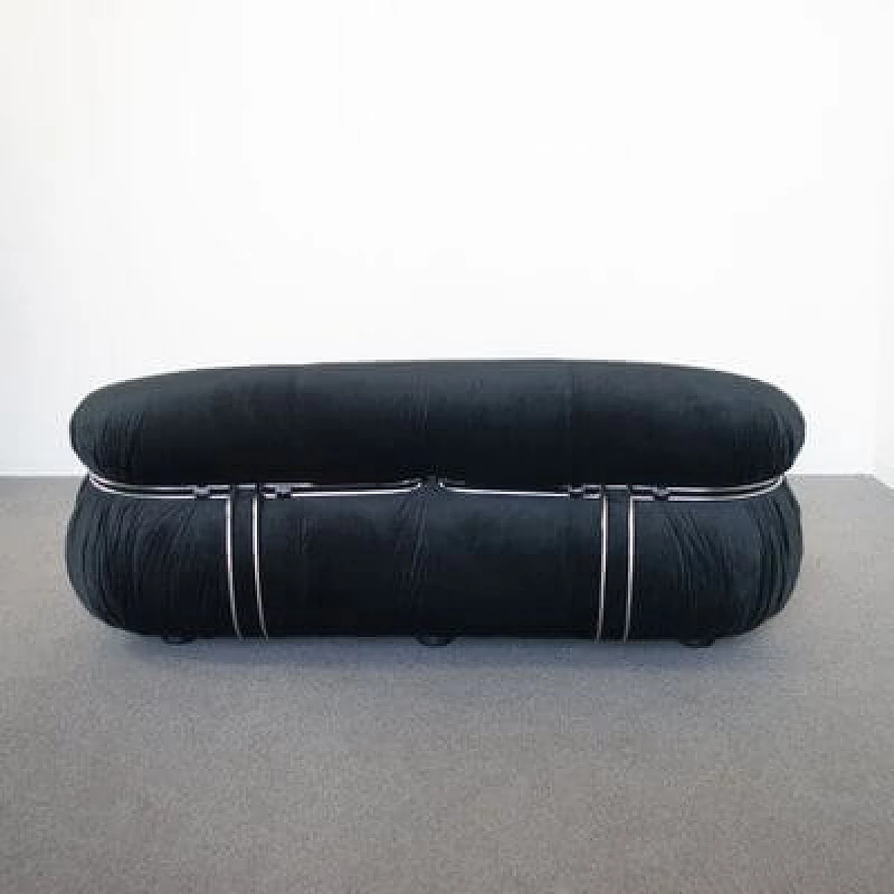 Soriana sofa in black velvet by Afra and Tobia Scarpa for Cassina, 1970s 3