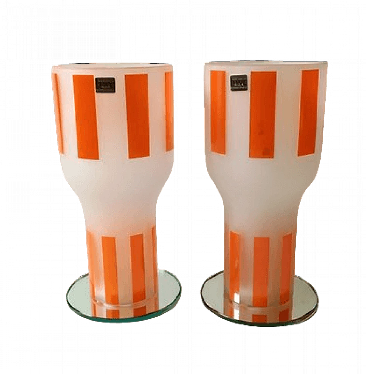 Coppia di vasi in vetro di James Irvine per Egizia, anni '90 8