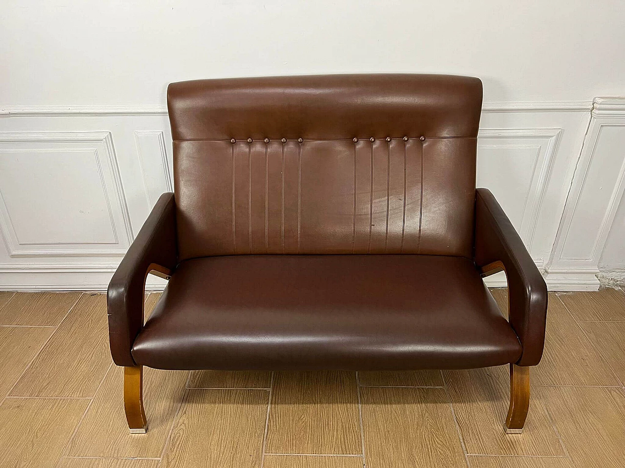 Sofa and pair of armchairs in leather and glass side table, 1960s 9