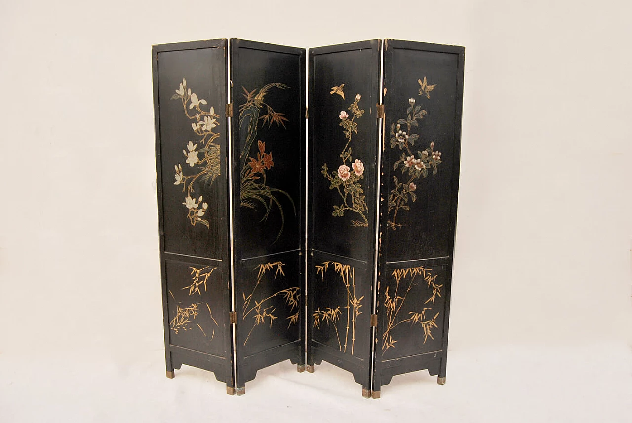 Lacquered wooden screen with painted and mother-of-pearl decorations, 1930s 8