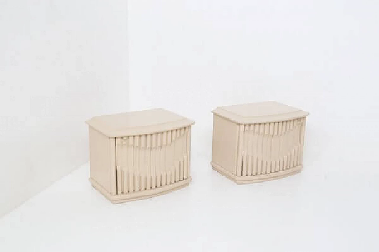 Pair of lacquered wood nightstands by Luciano Frigerio, 1960s 1