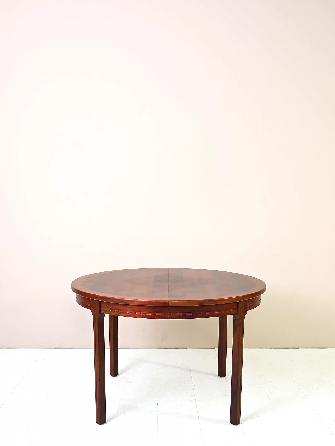 Round dining table in rosewood by Nils Jonsson, 1970s 1