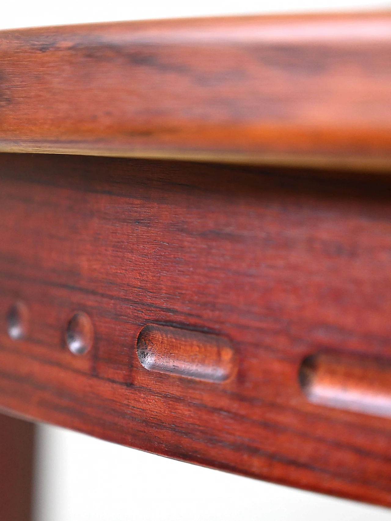 Round dining table in rosewood by Nils Jonsson, 1970s 15