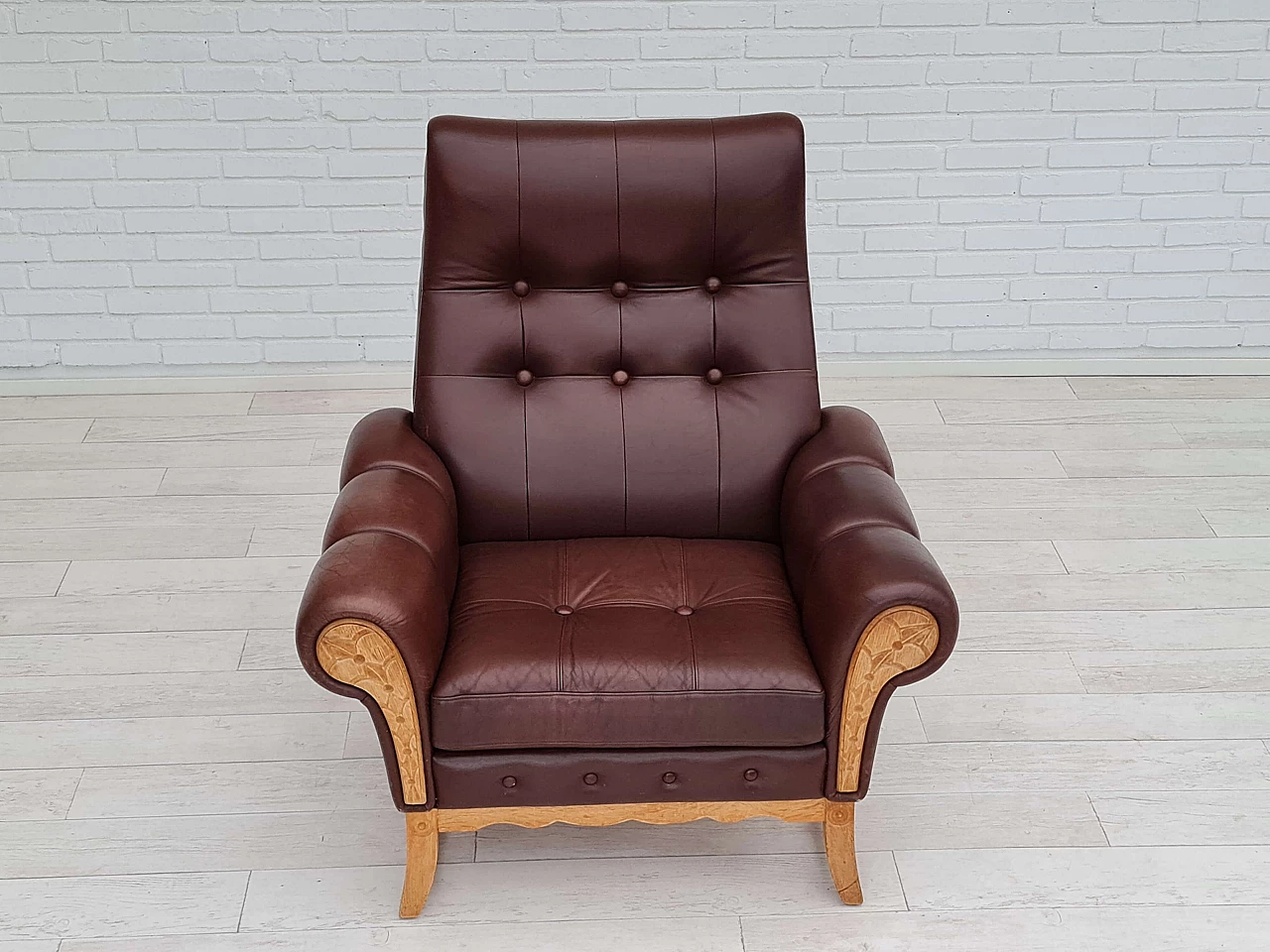 Poltrona danese con schienale alto in pelle e legno di quercia, anni '70 6