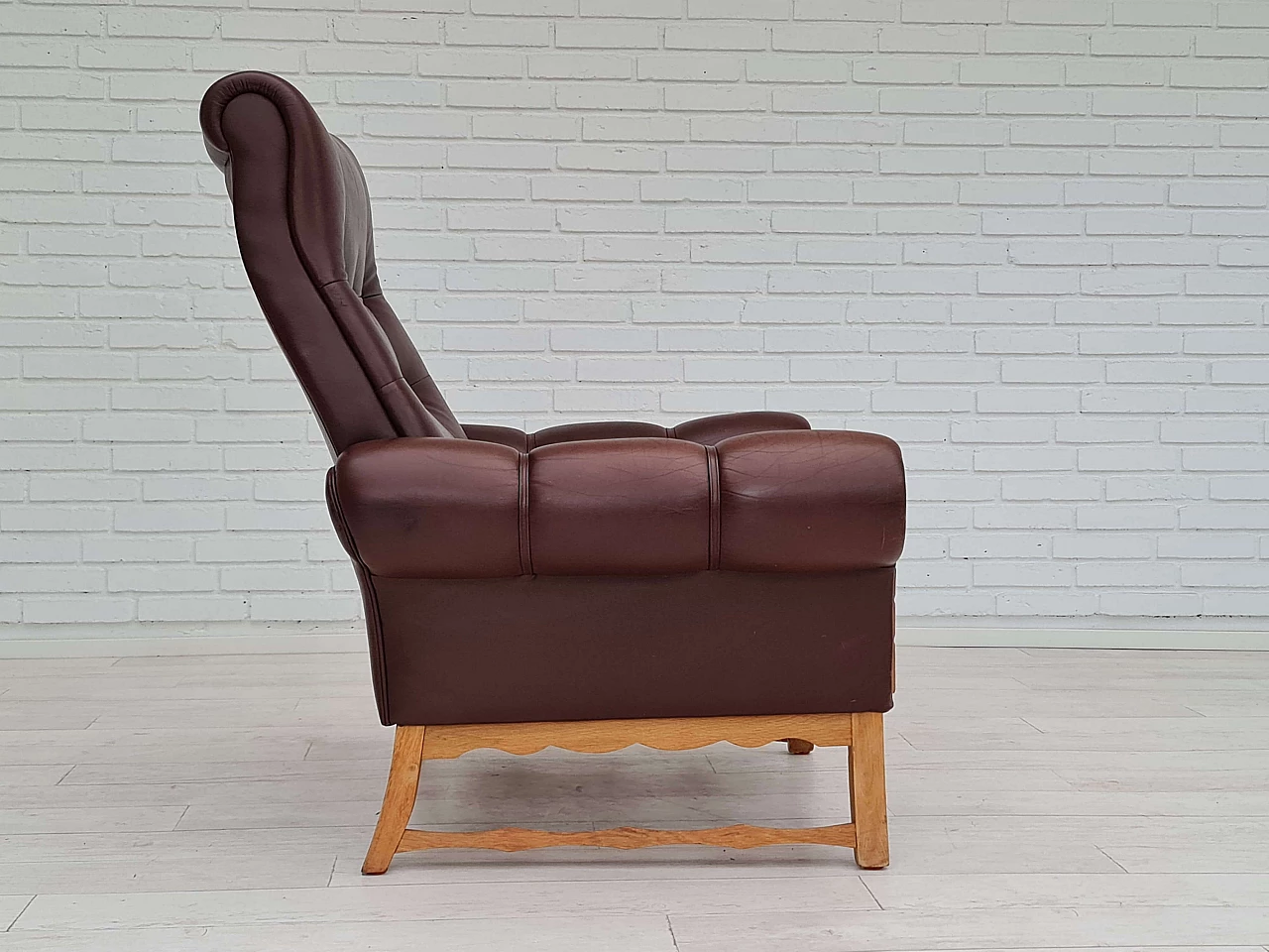 Poltrona danese con schienale alto in pelle e legno di quercia, anni '70 7