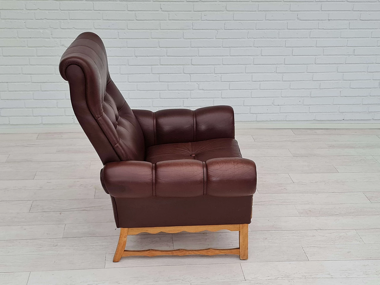 Poltrona danese con schienale alto in pelle e legno di quercia, anni '70 8