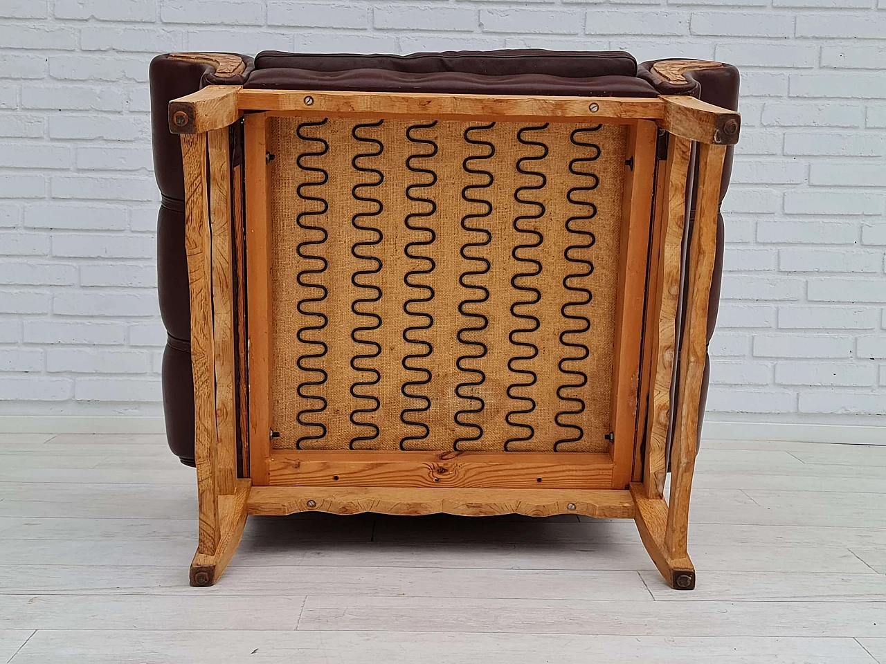 Poltrona danese con schienale alto in pelle e legno di quercia, anni '70 15