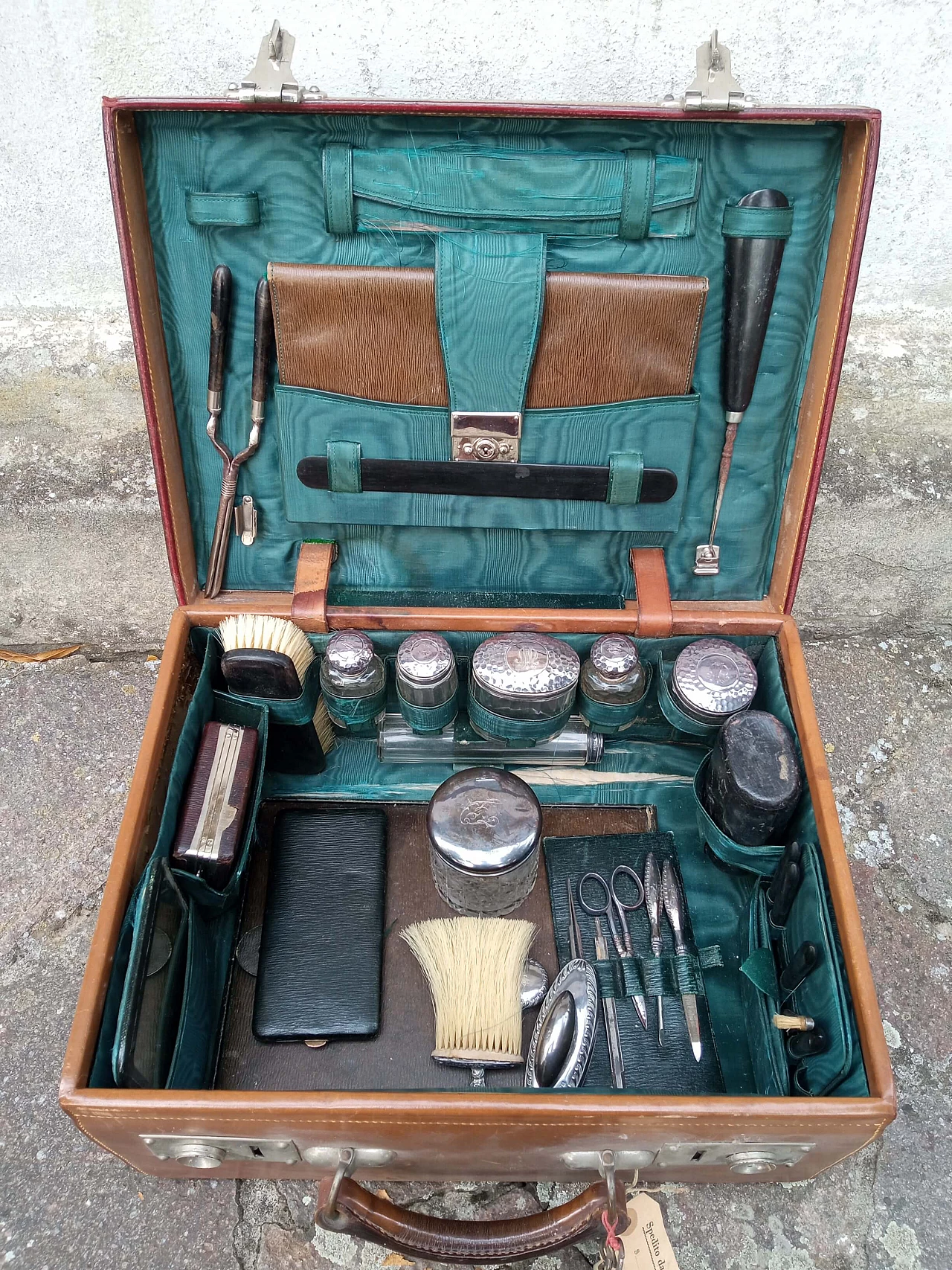 Toilet case, early 20th century 2