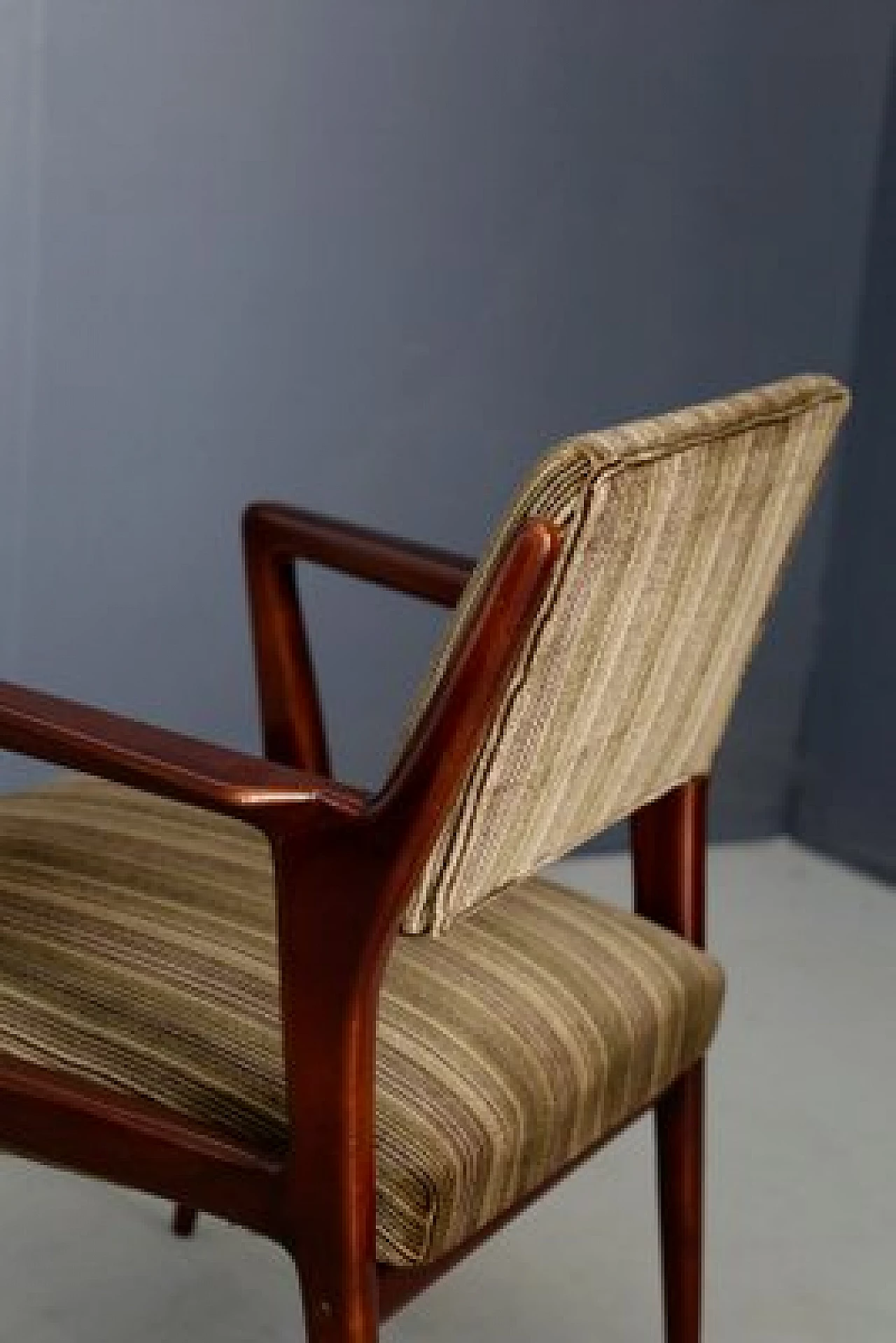 Pair of velvet armchairs, 1950s 2