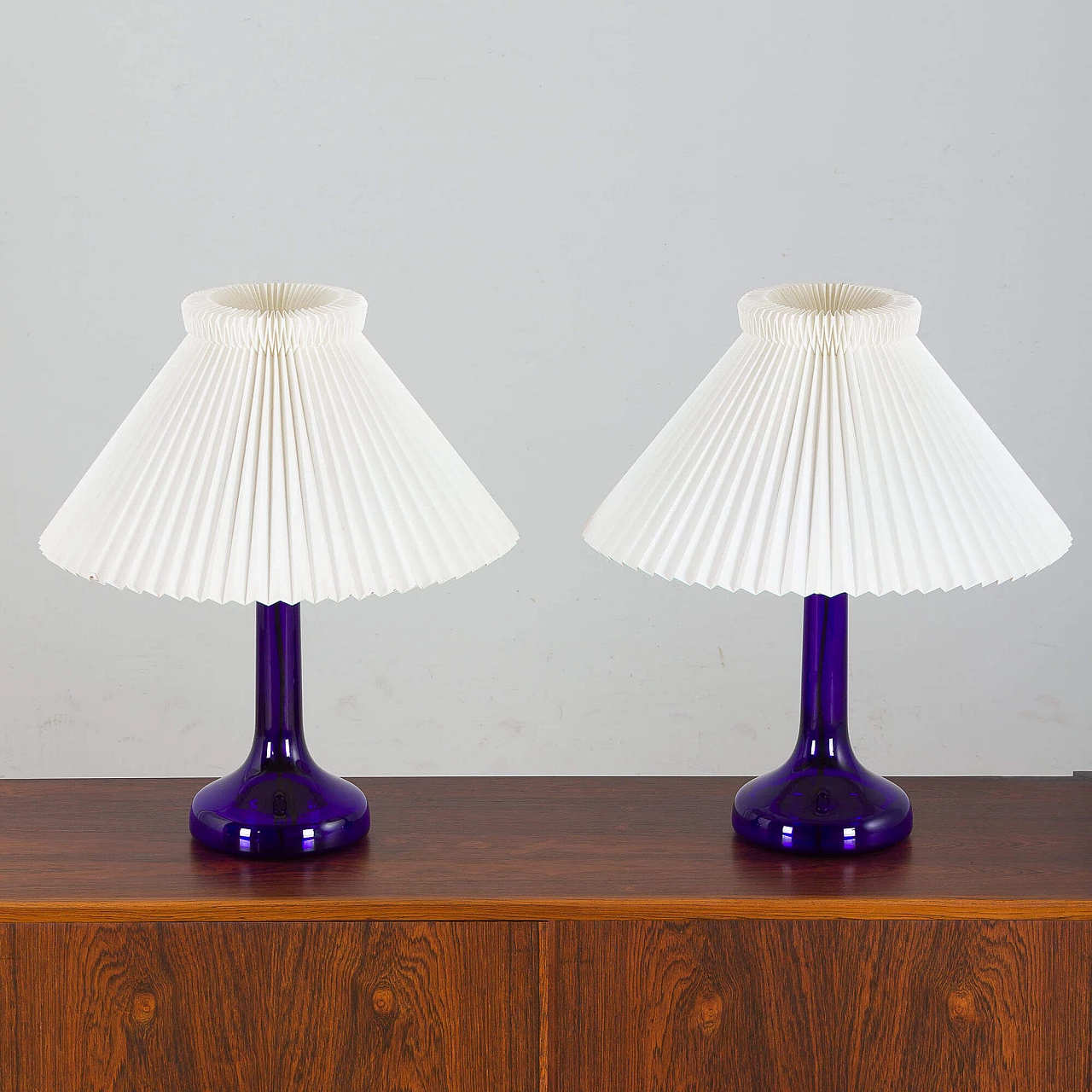 Pair of deep blue table lamps by Holmegaard for Le Klint, 1970s 1